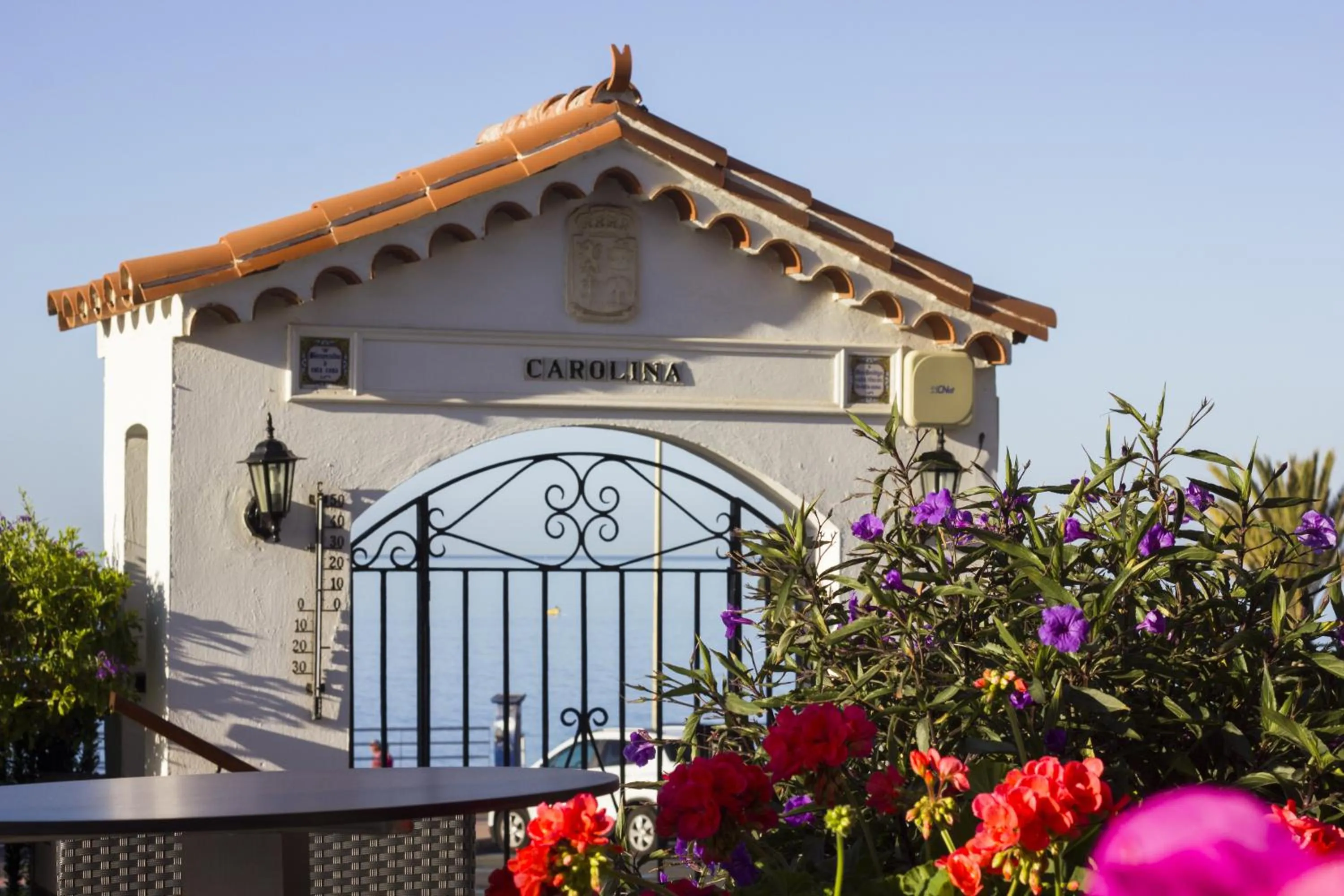 Facade/entrance in Sunsuites Carolina