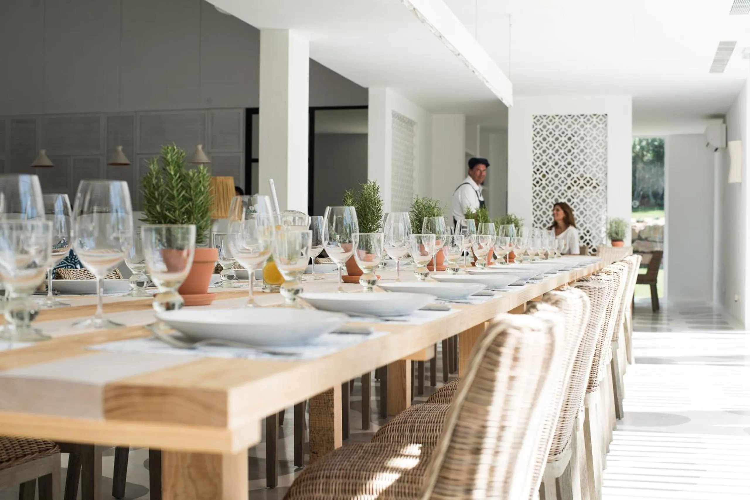 Restaurant/places to eat in Octant Vila Monte