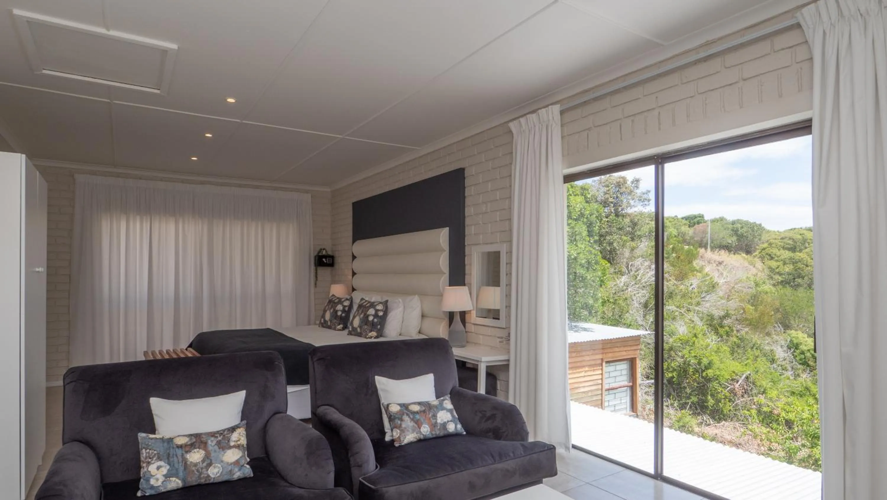 Bedroom in Interlaken Guest House