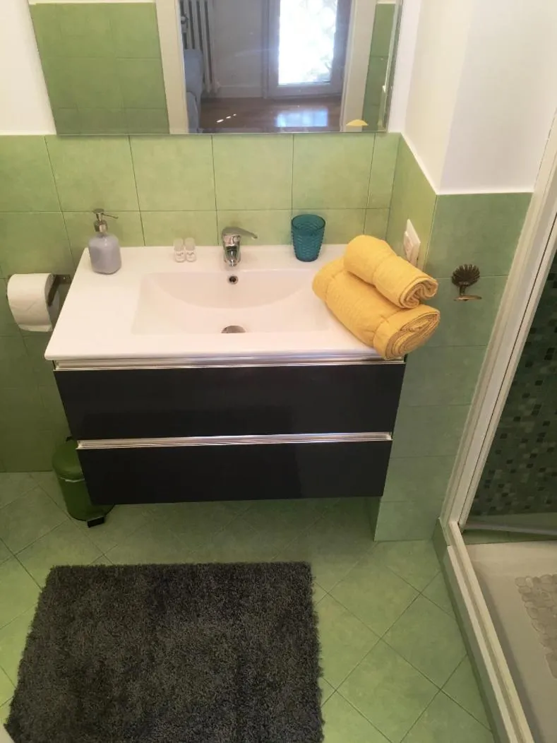 Bathroom in Alloggio Turistico via dei Faggi - Room