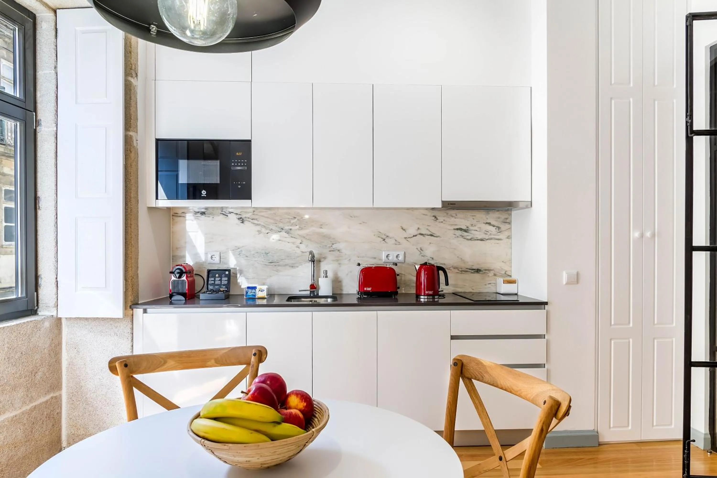 Coffee/tea facilities in Formosa 168 by Guestify