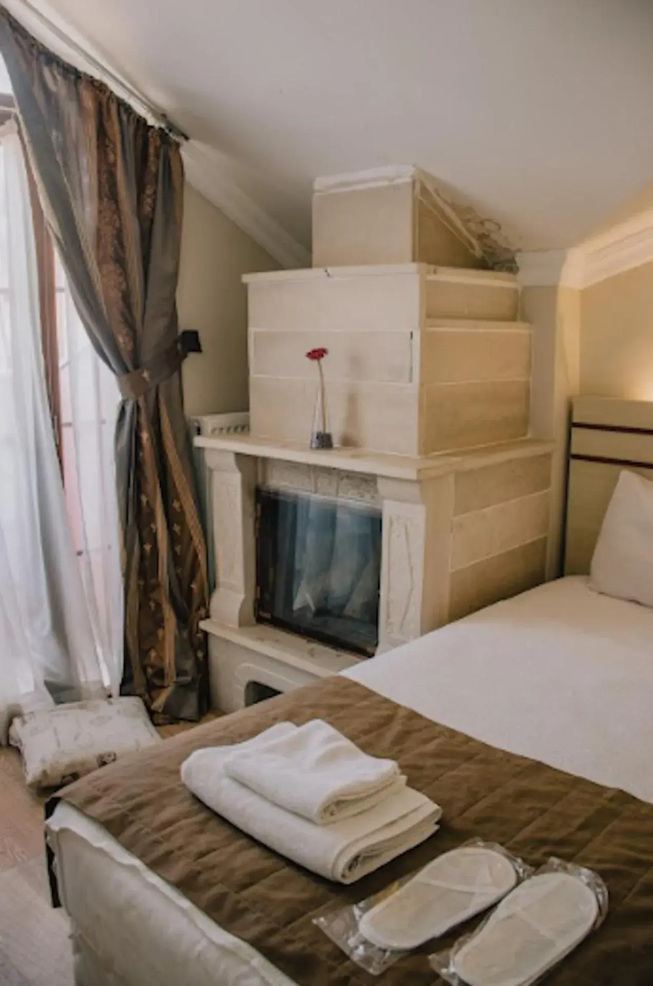 Double Room with Fireplace with Balcony in Ağva Ayışığı Otel Double Room with Fireplace with Balcony in Ağva Ayışığı Otel