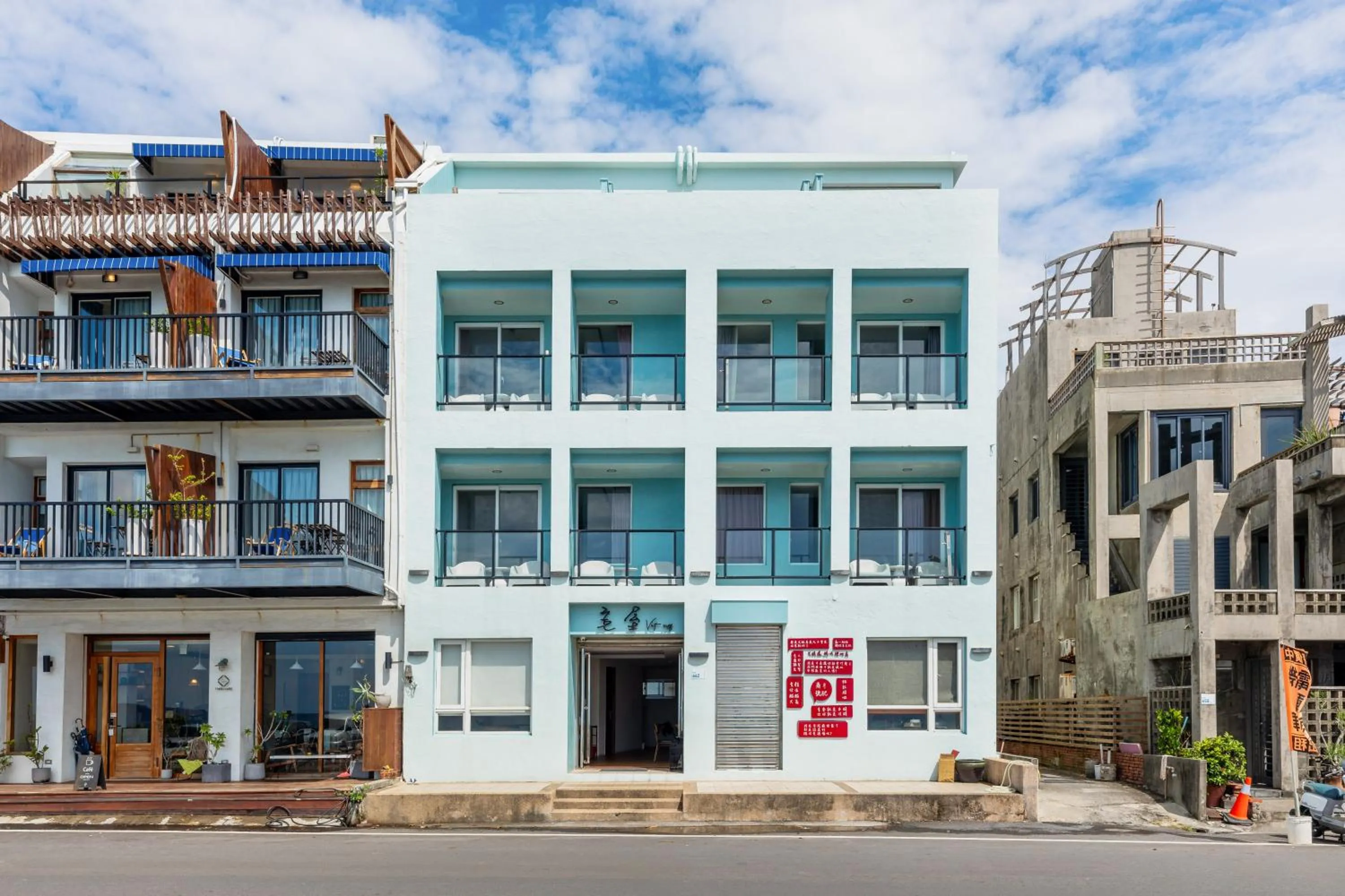 Property building in Jhai Wu