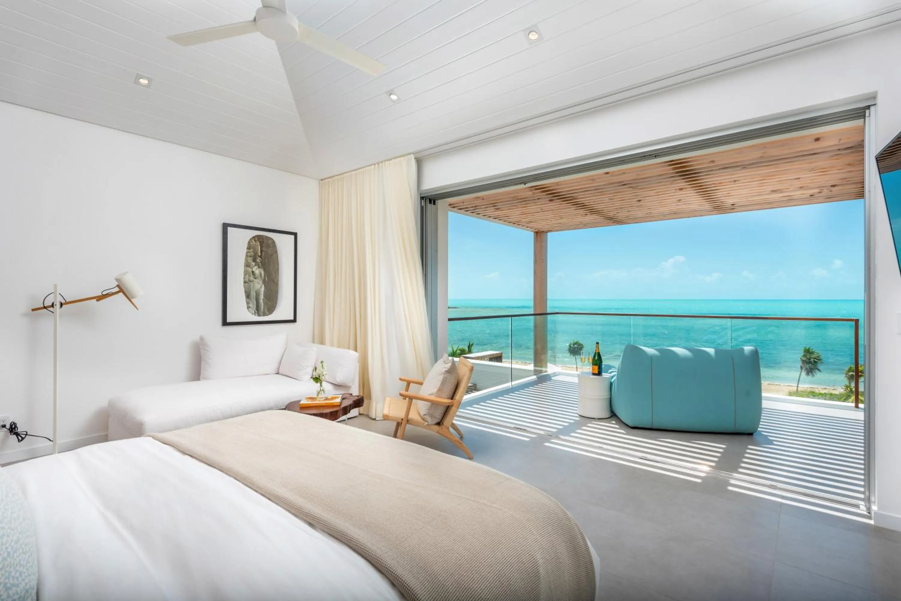 Balcony/Terrace, Bed in Beach Enclave
