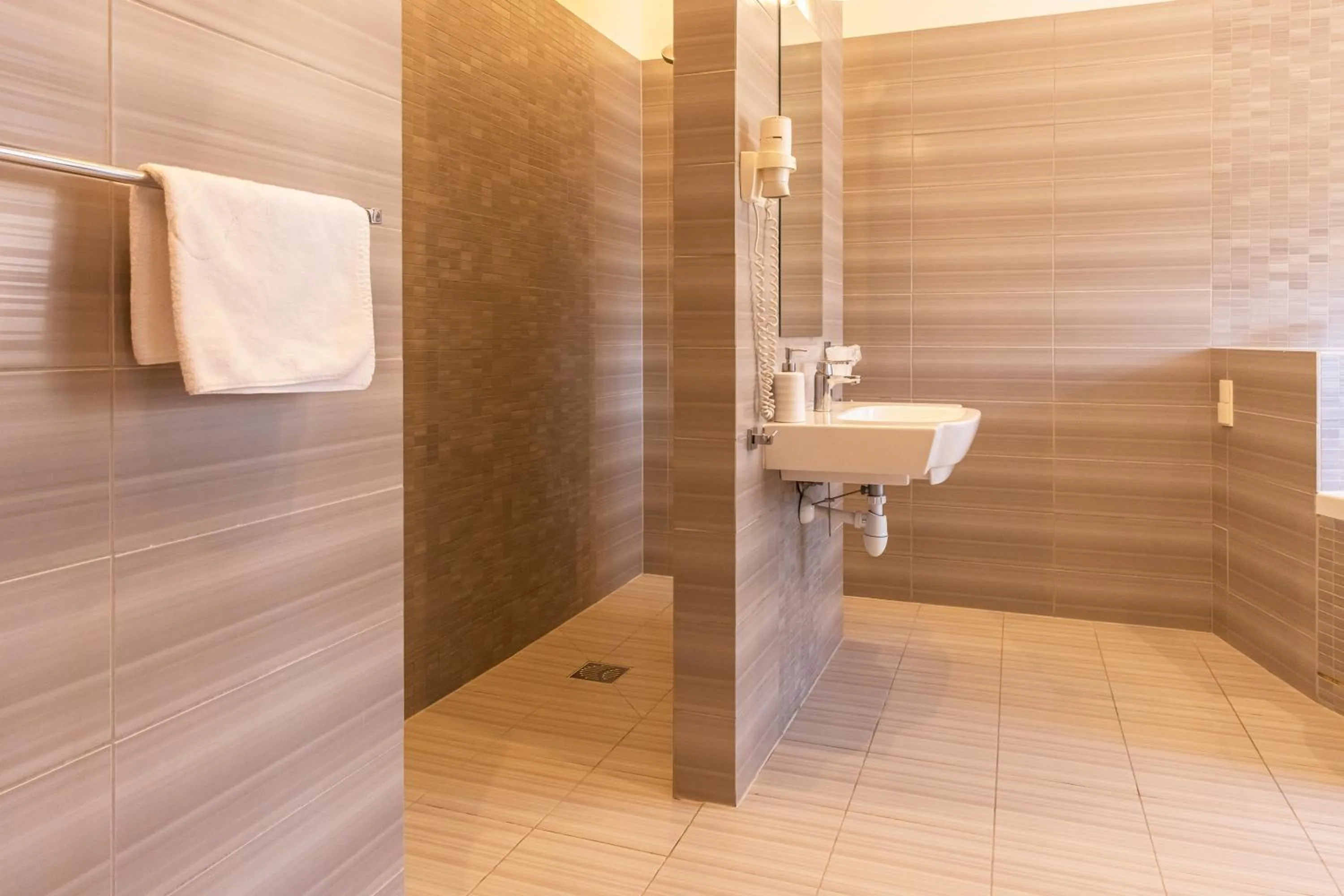 Bathroom in Hotel Cesarskie Ogrody