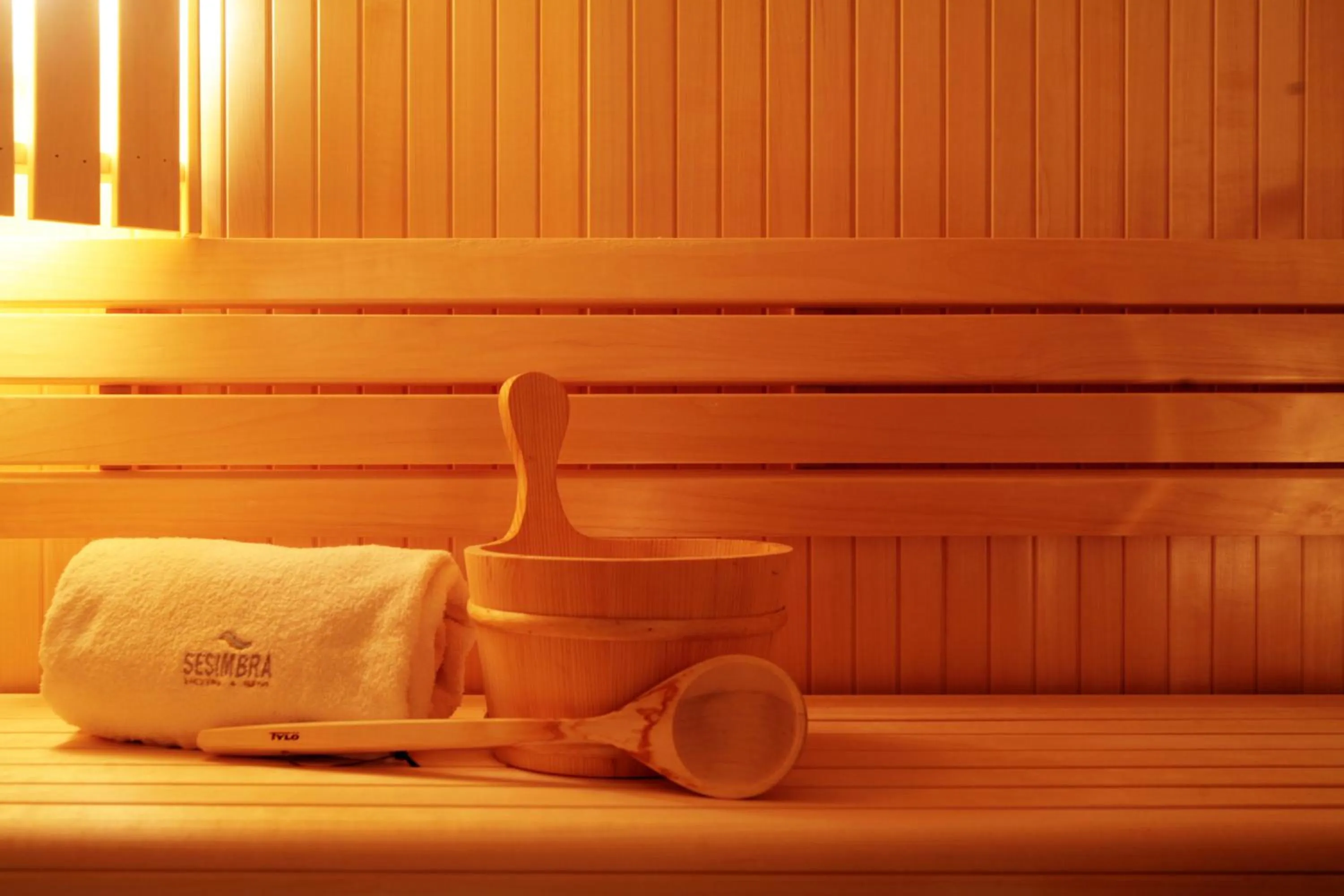 People in Sesimbra Oceanfront Hotel - Preferred Hotels and Resorts