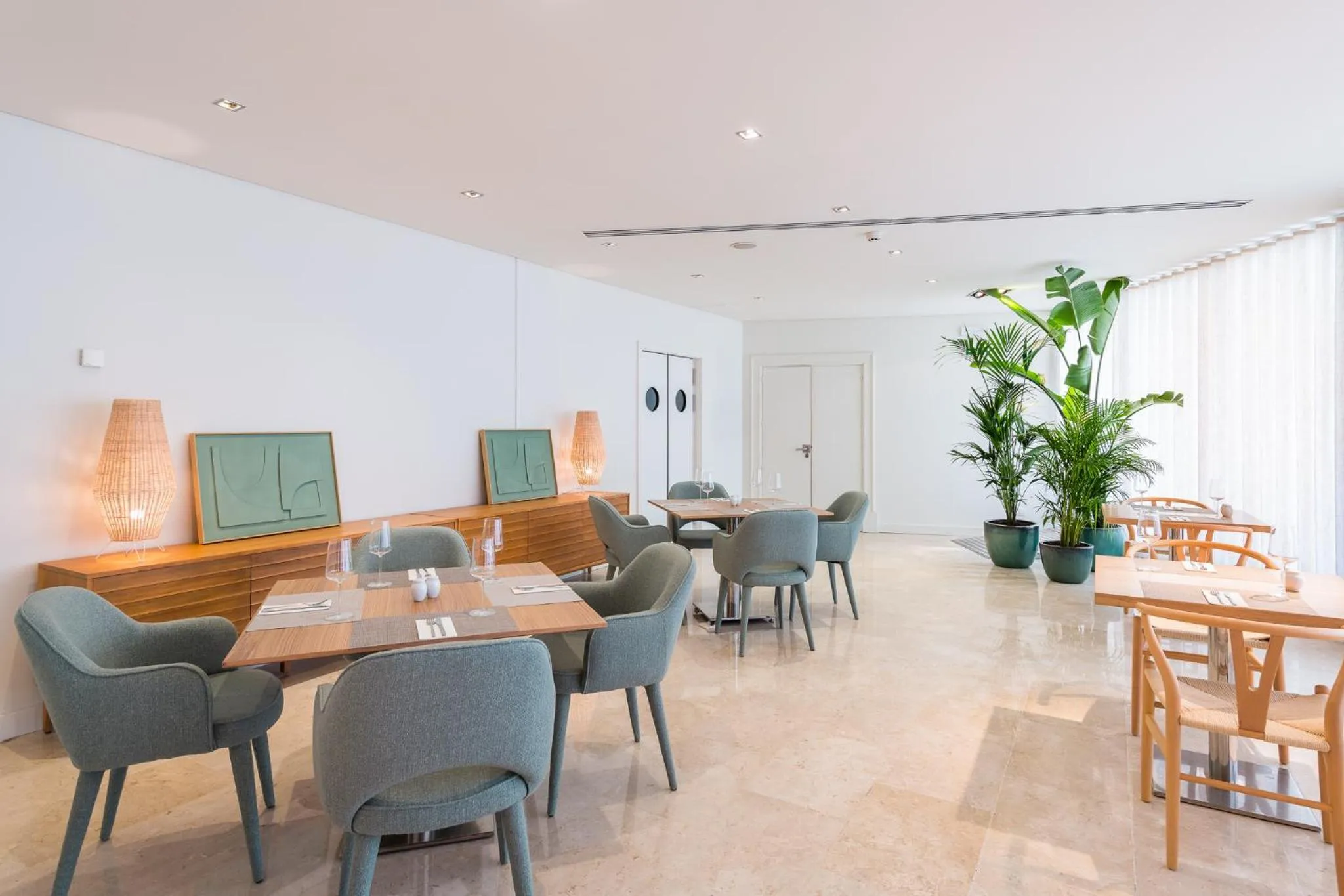 Restaurant/places to eat in Sesimbra Oceanfront Hotel - Preferred Hotels and Resorts