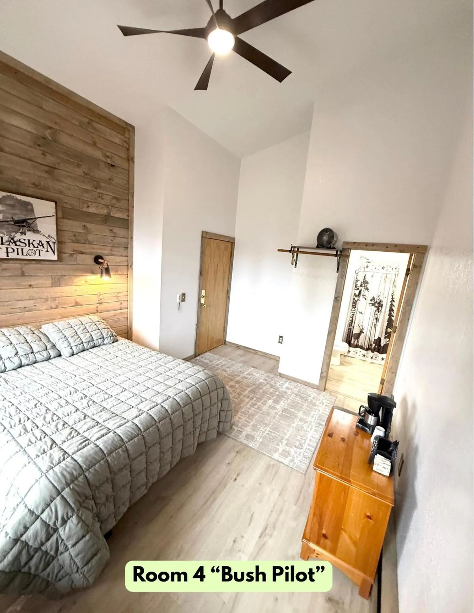 Bed in Lake Louise Lodge, Alaska