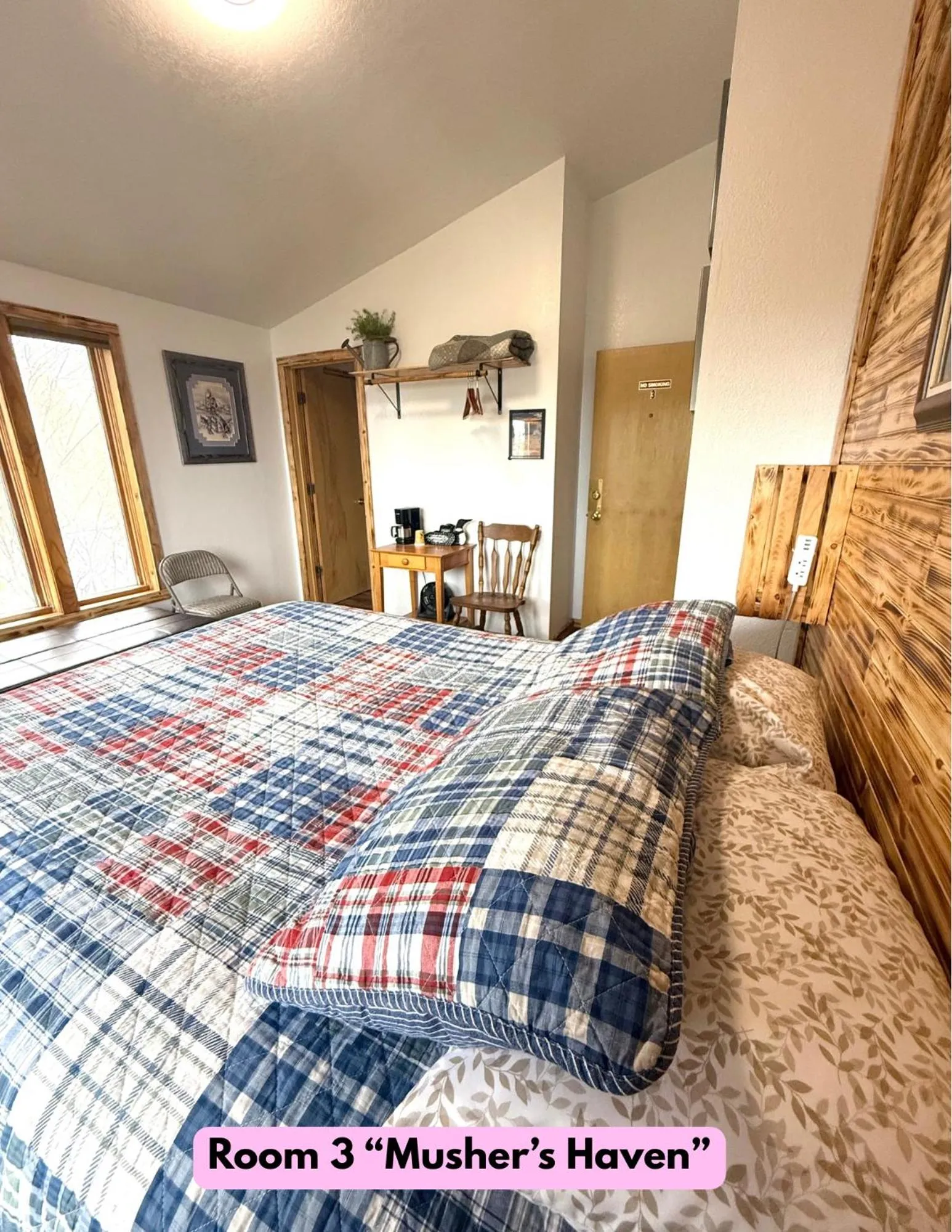 Bed in Lake Louise Lodge, Alaska
