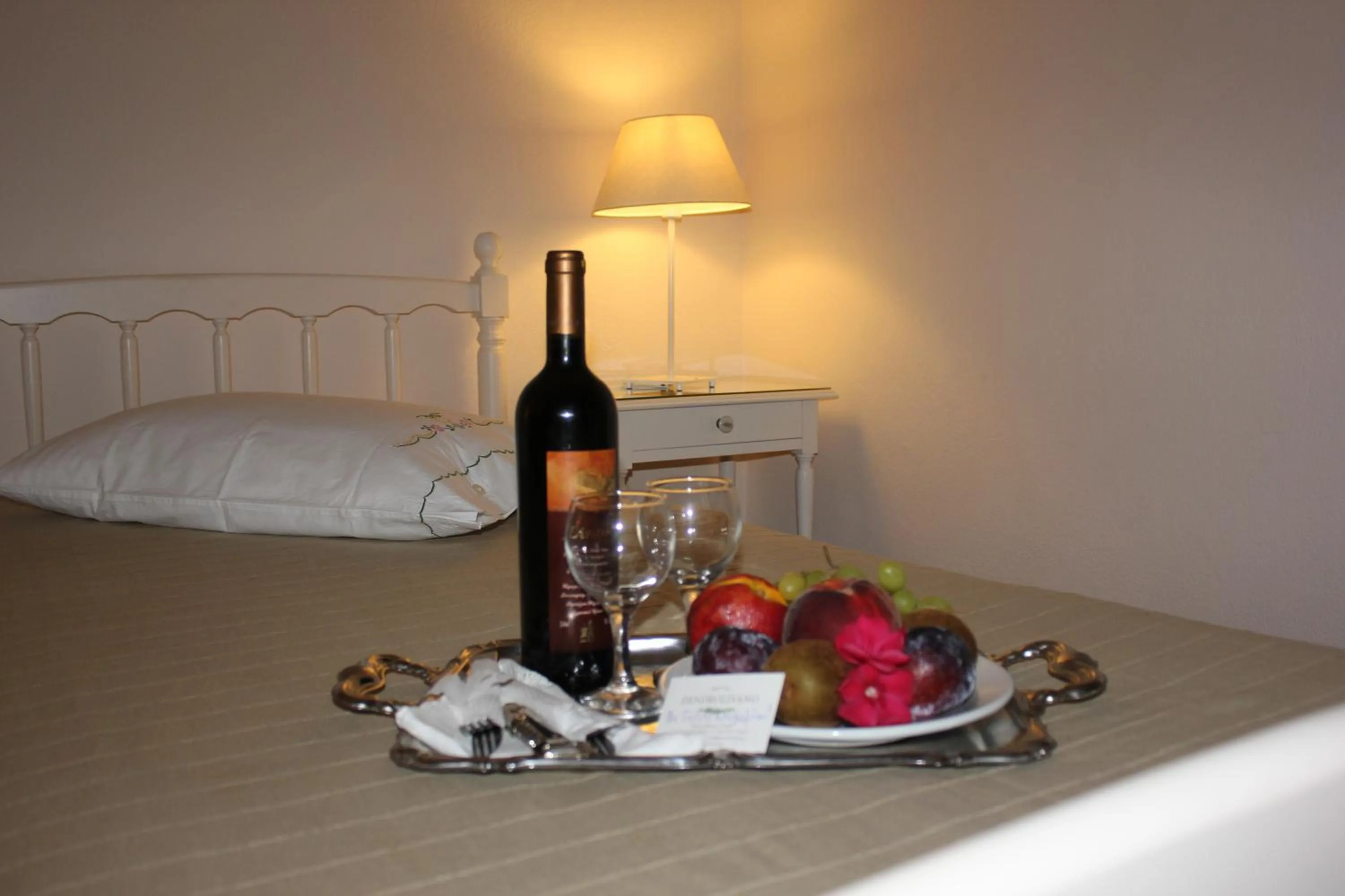 Food and drinks, Bed in Dendrolivano