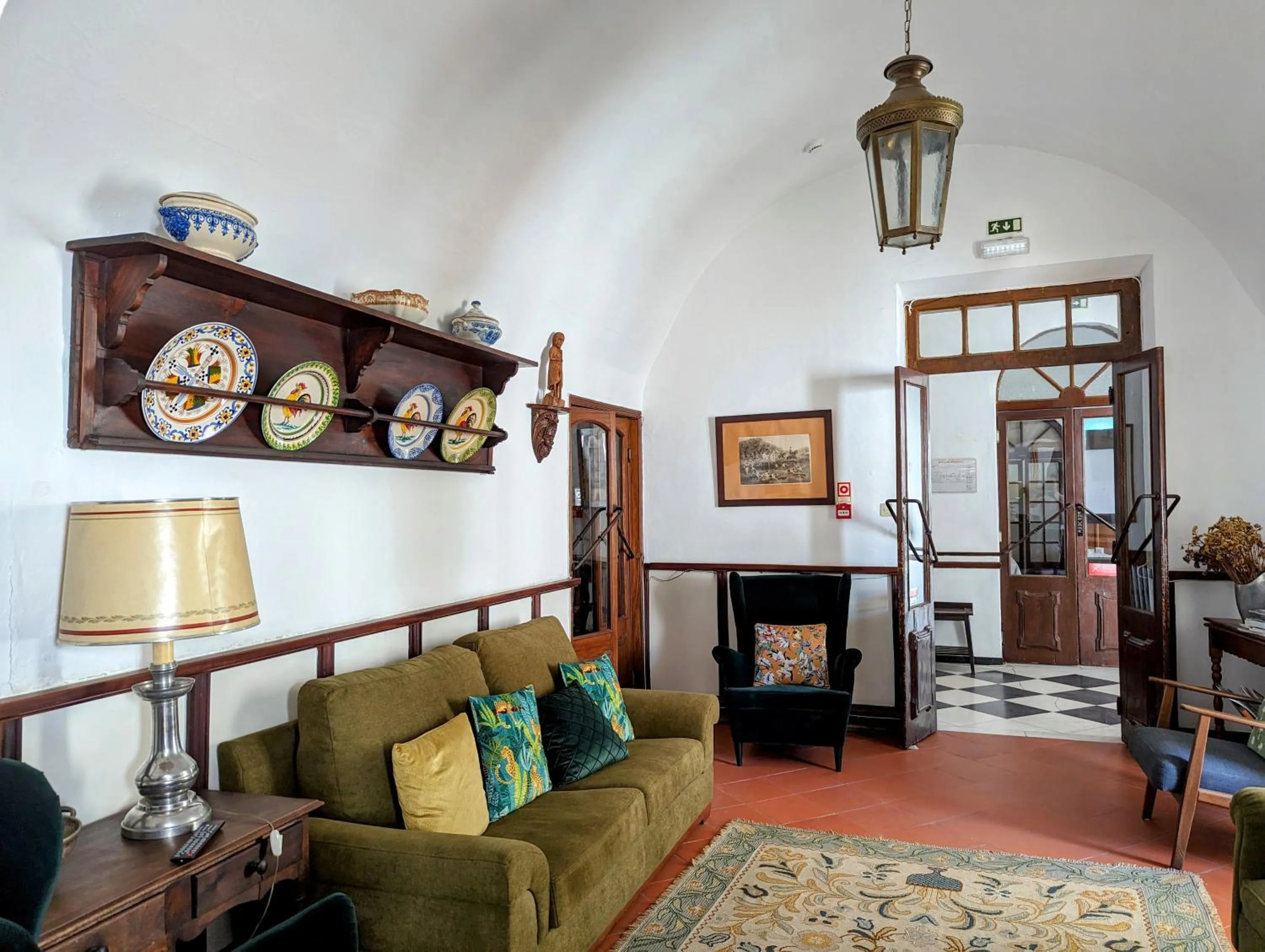 Communal lounge/ TV room in Hotel Solar de Monfalim