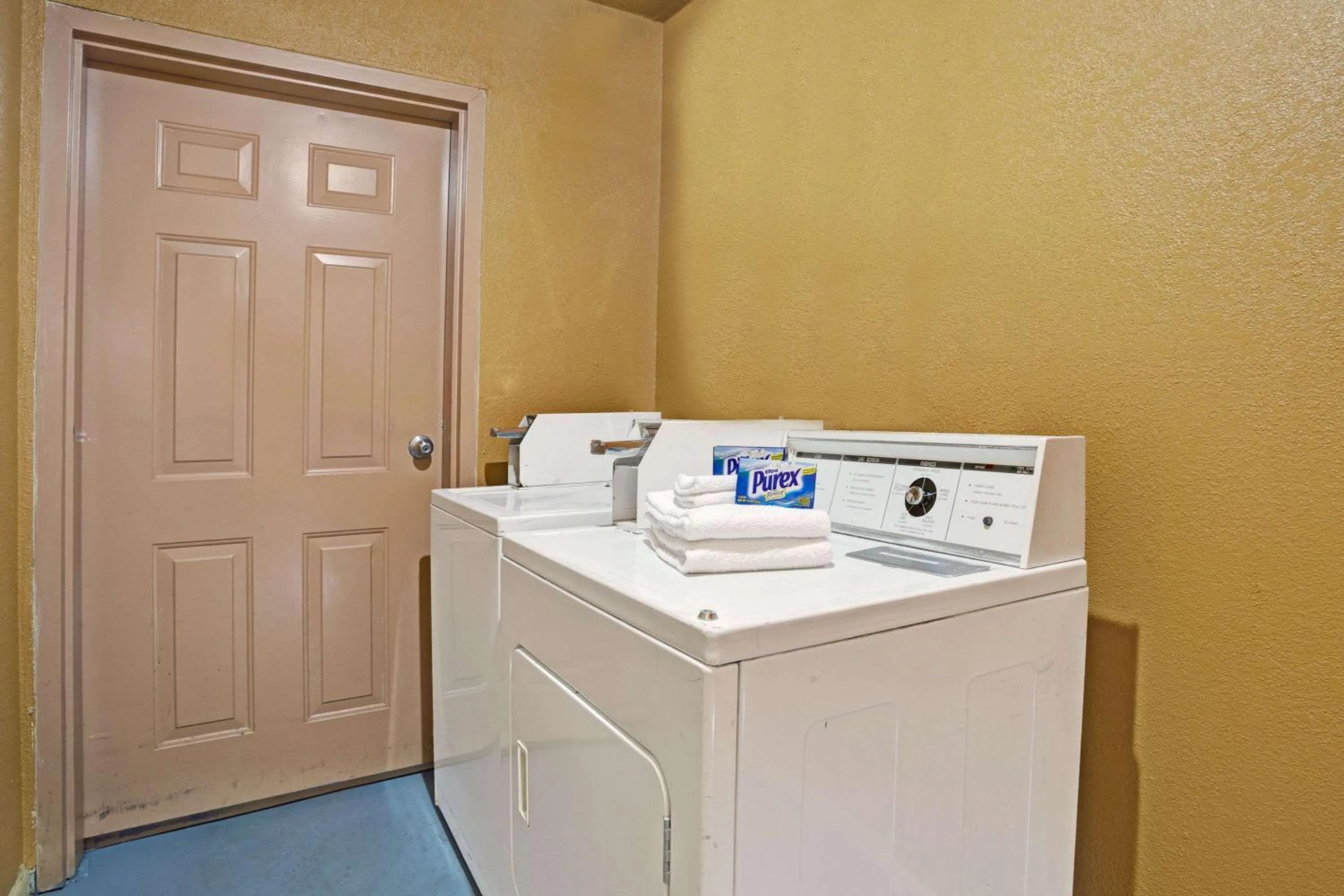 On site in Travelodge by Wyndham Forest Park Atlanta South