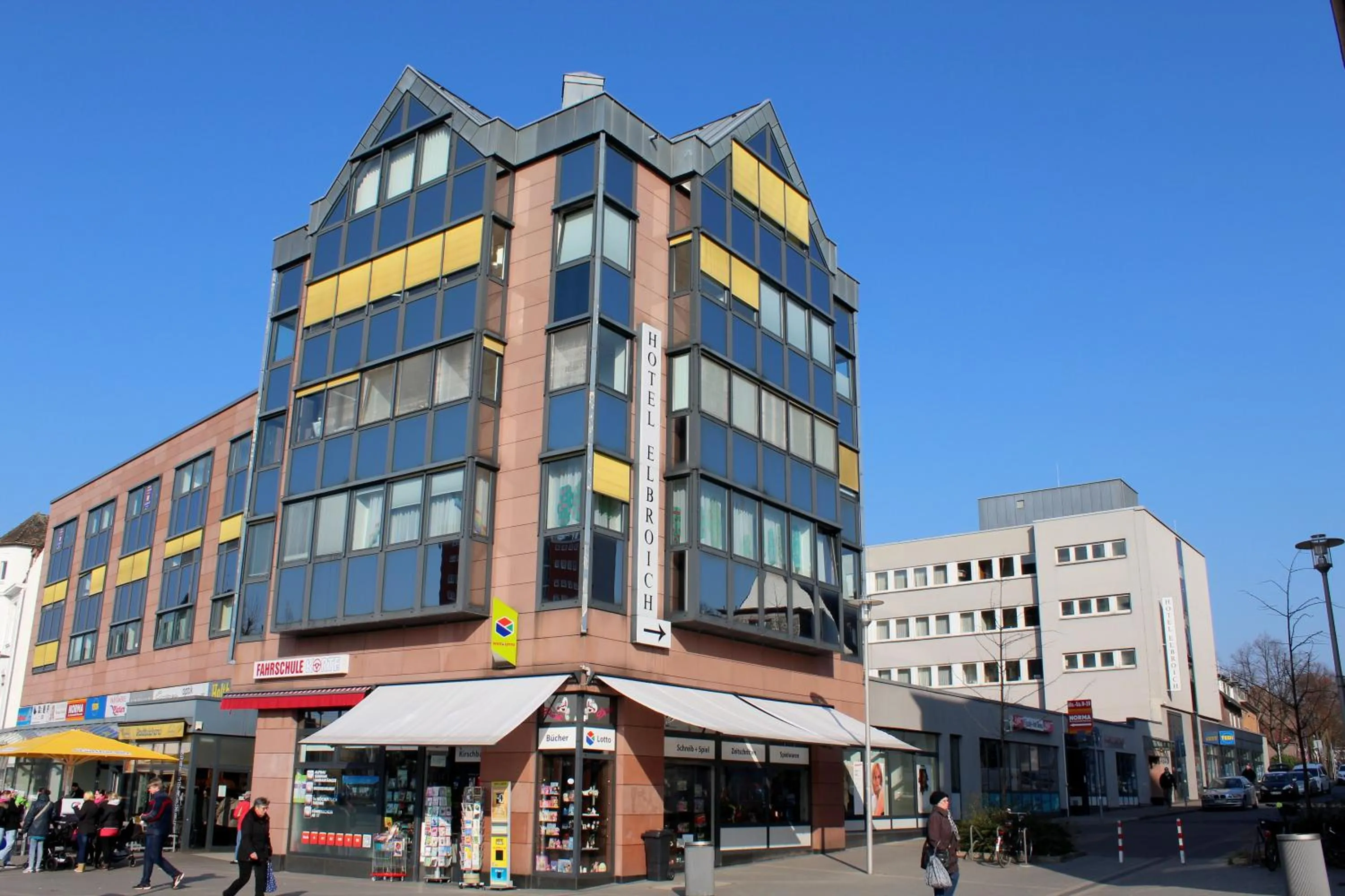 Property building in Elbroich Hotel Düsseldorf