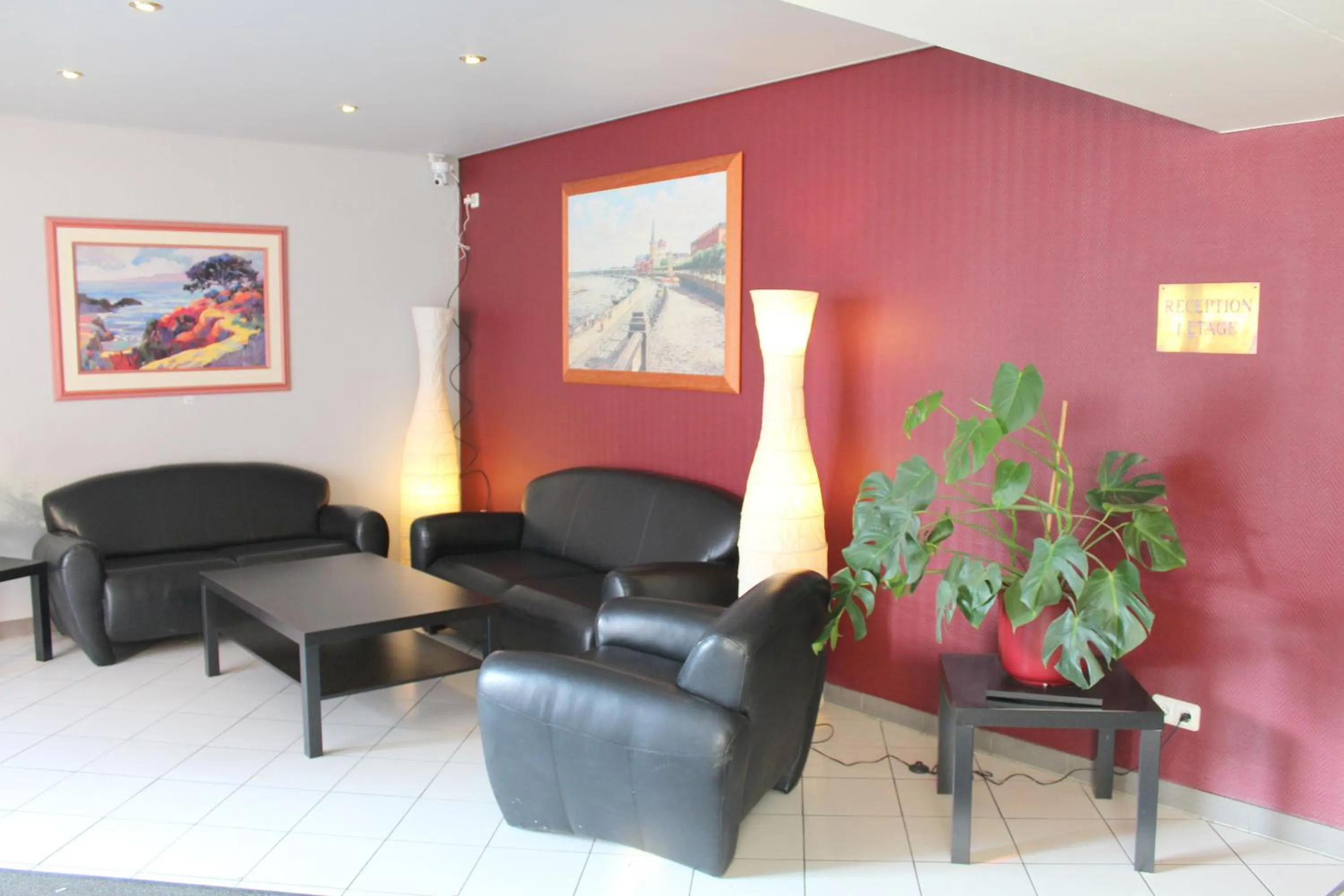 Lounge or bar in Elbroich Hotel Düsseldorf