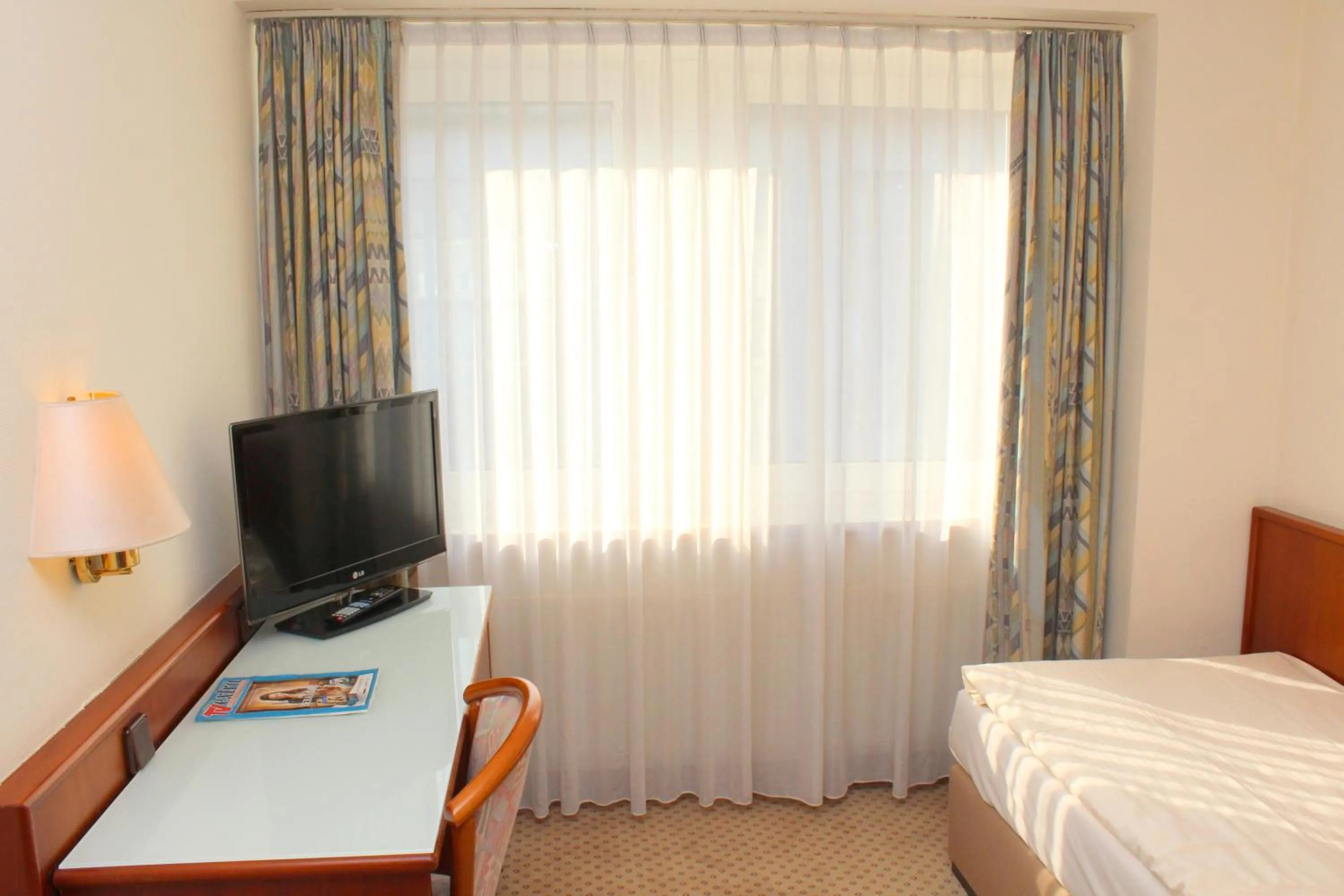 Bedroom, Bed in Elbroich Hotel Düsseldorf