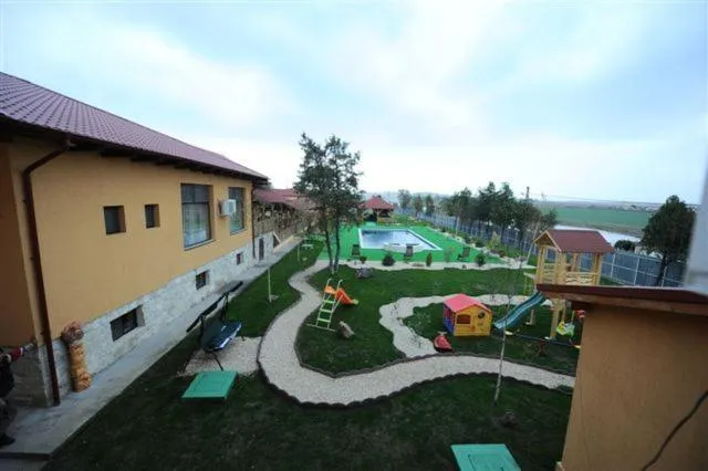 BBQ facilities in Hotel Mondial - Baia