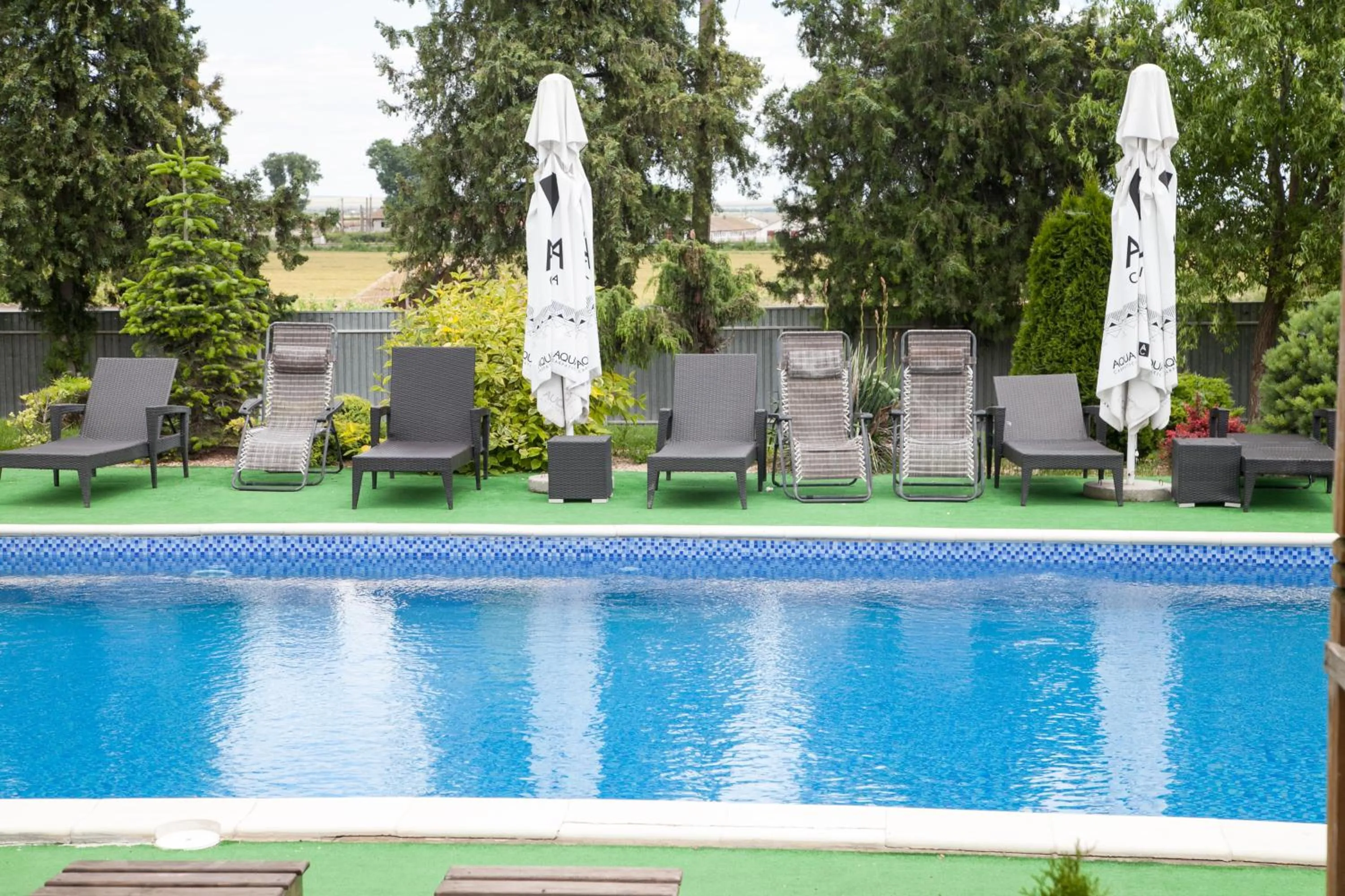 Pool view in Hotel Mondial - Baia