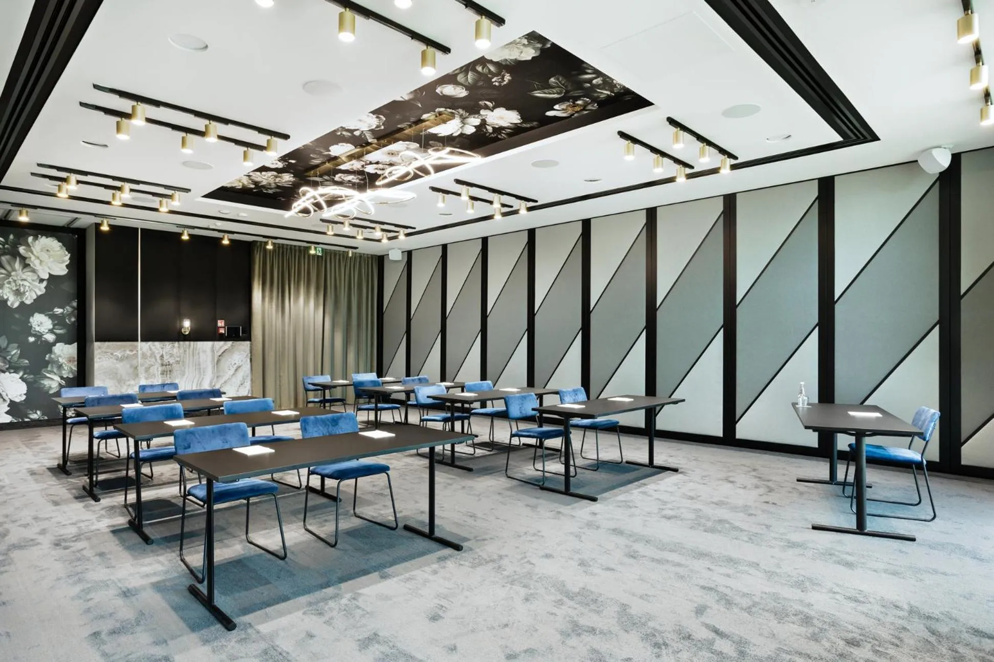 Business facilities in Hotel Moderno Poznań