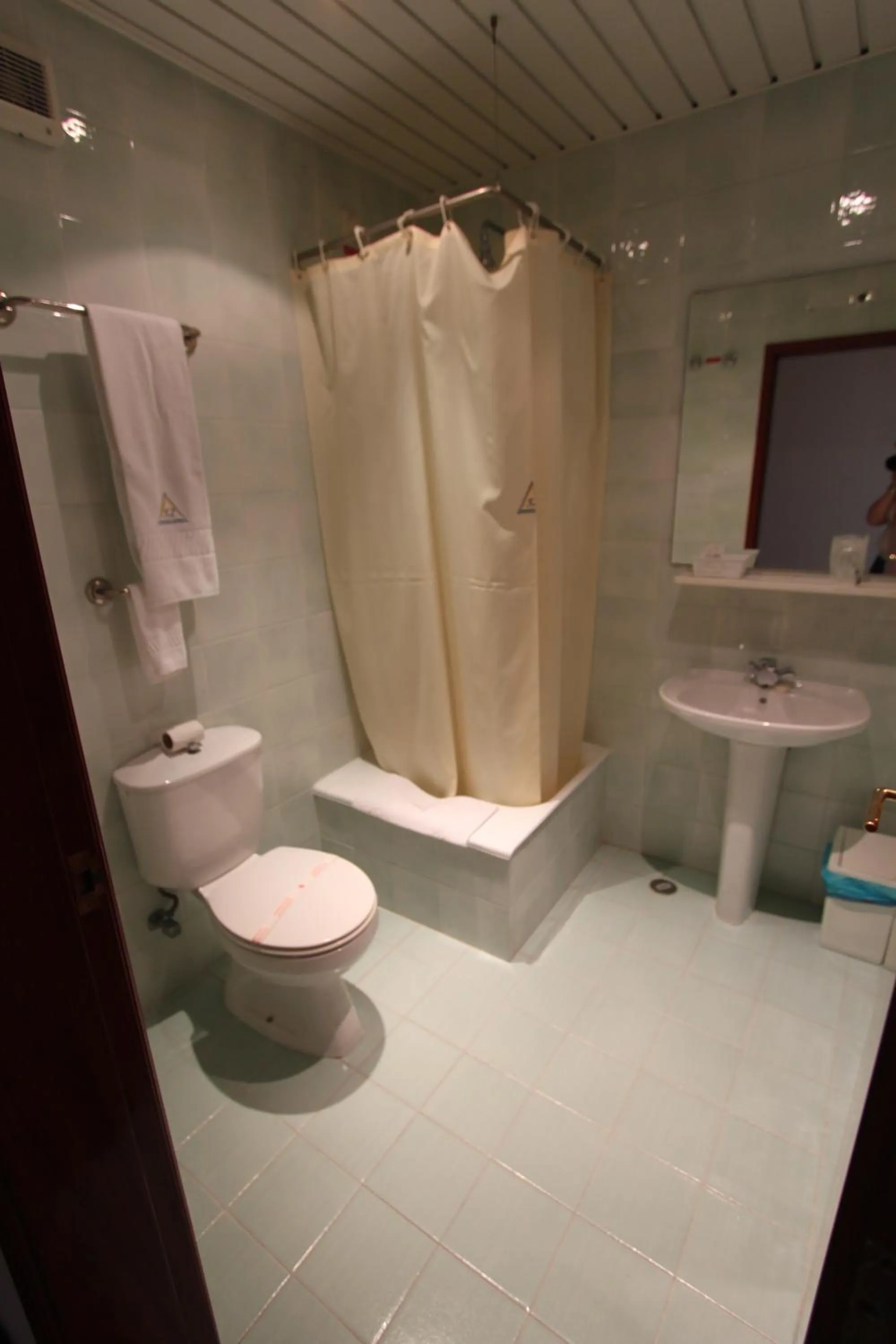 Bathroom in Hotel São Lourenço