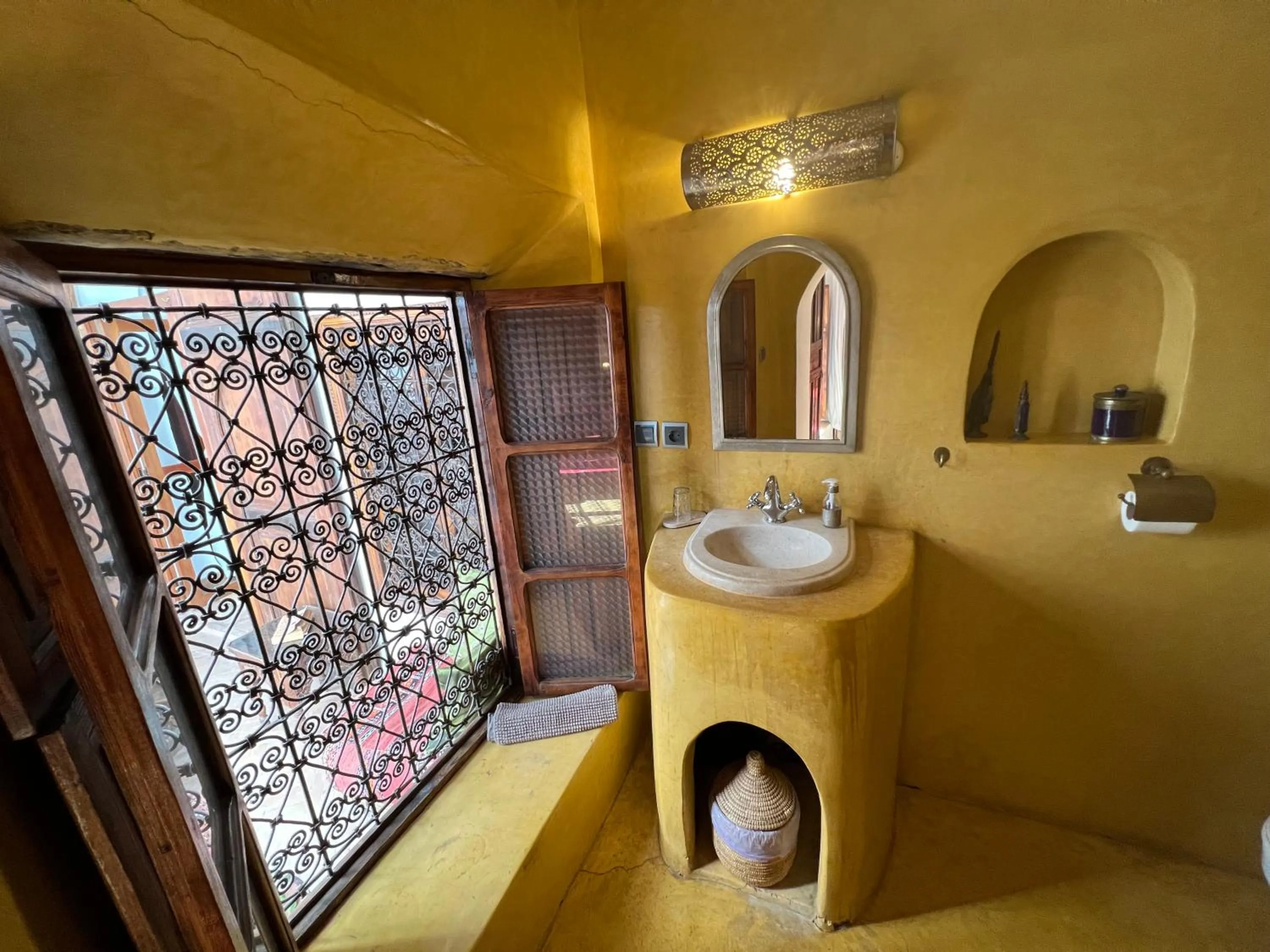 Bathroom in Riad Villa El Arsa