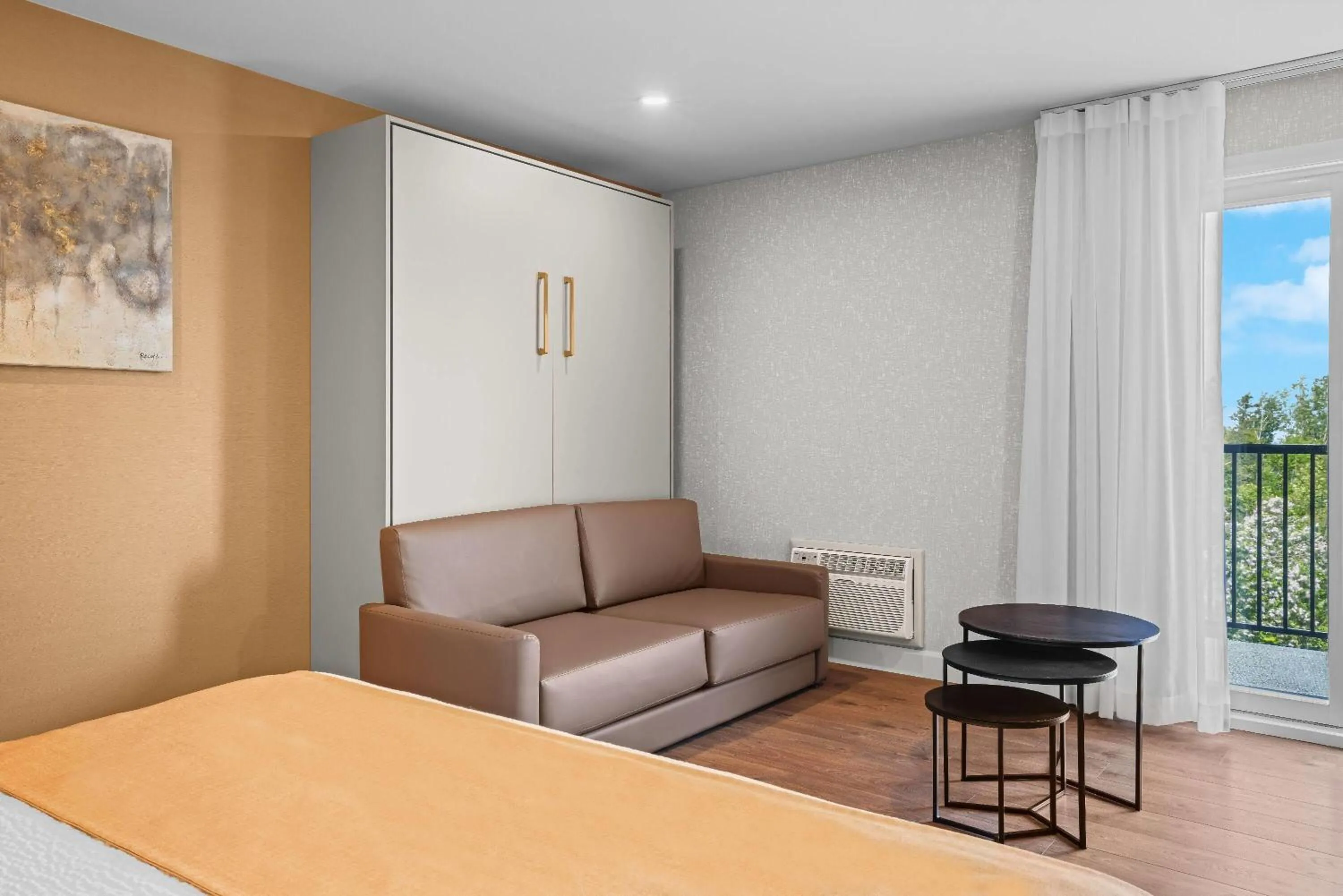 Bed in Days Inn by Wyndham Riviere-Du-Loup