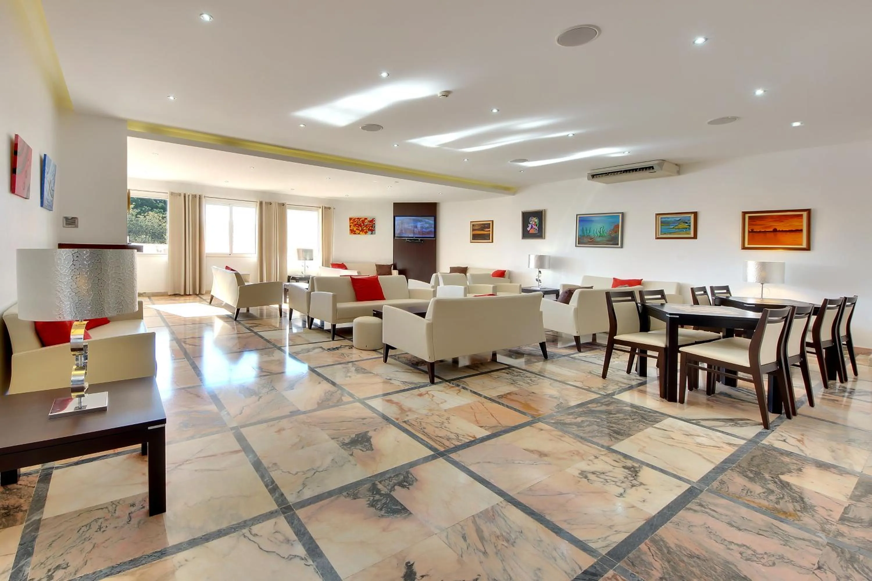 Lobby or reception in Zodiaco