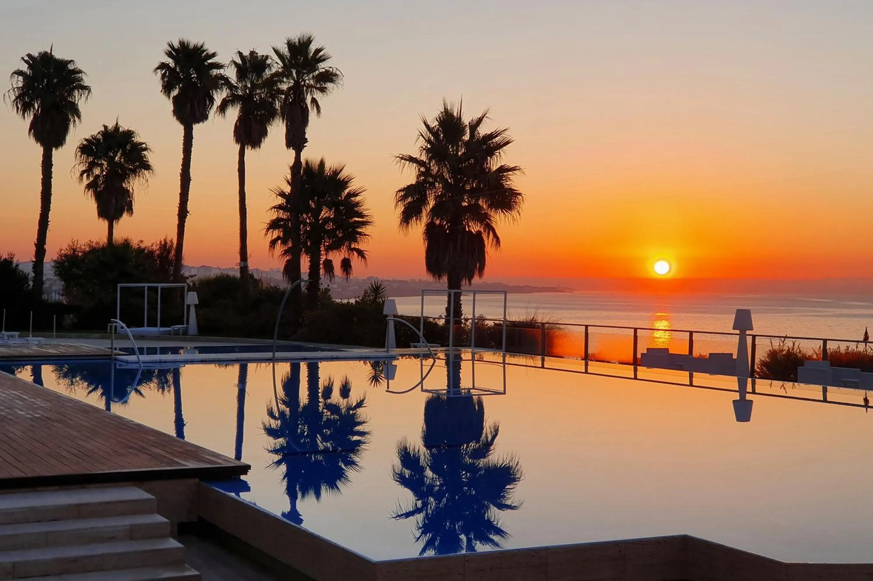Swimming pool in Hotel Cascais Miragem Health & Spa
