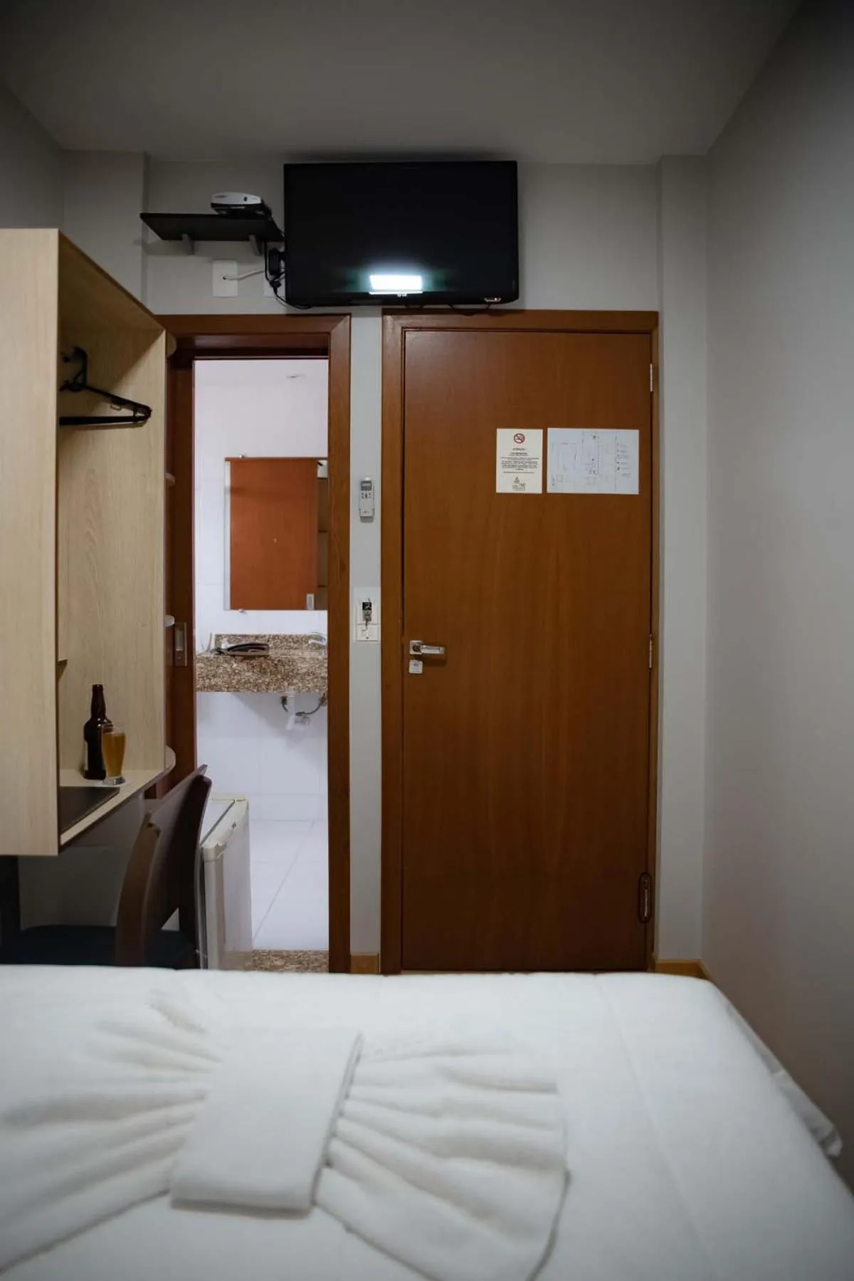 Bed in Blu Terrace Hotel