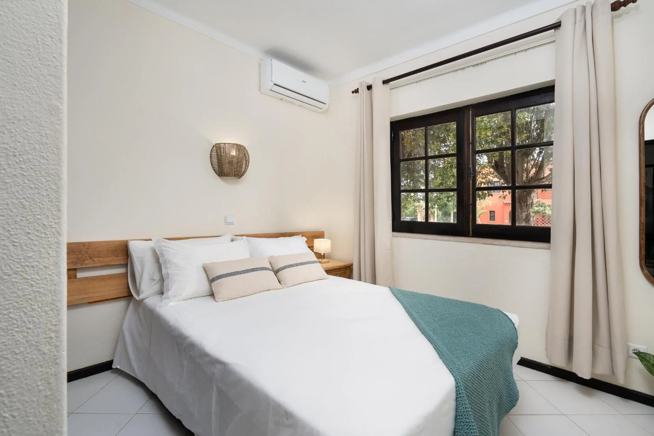 Bedroom, Bed in Colina Village