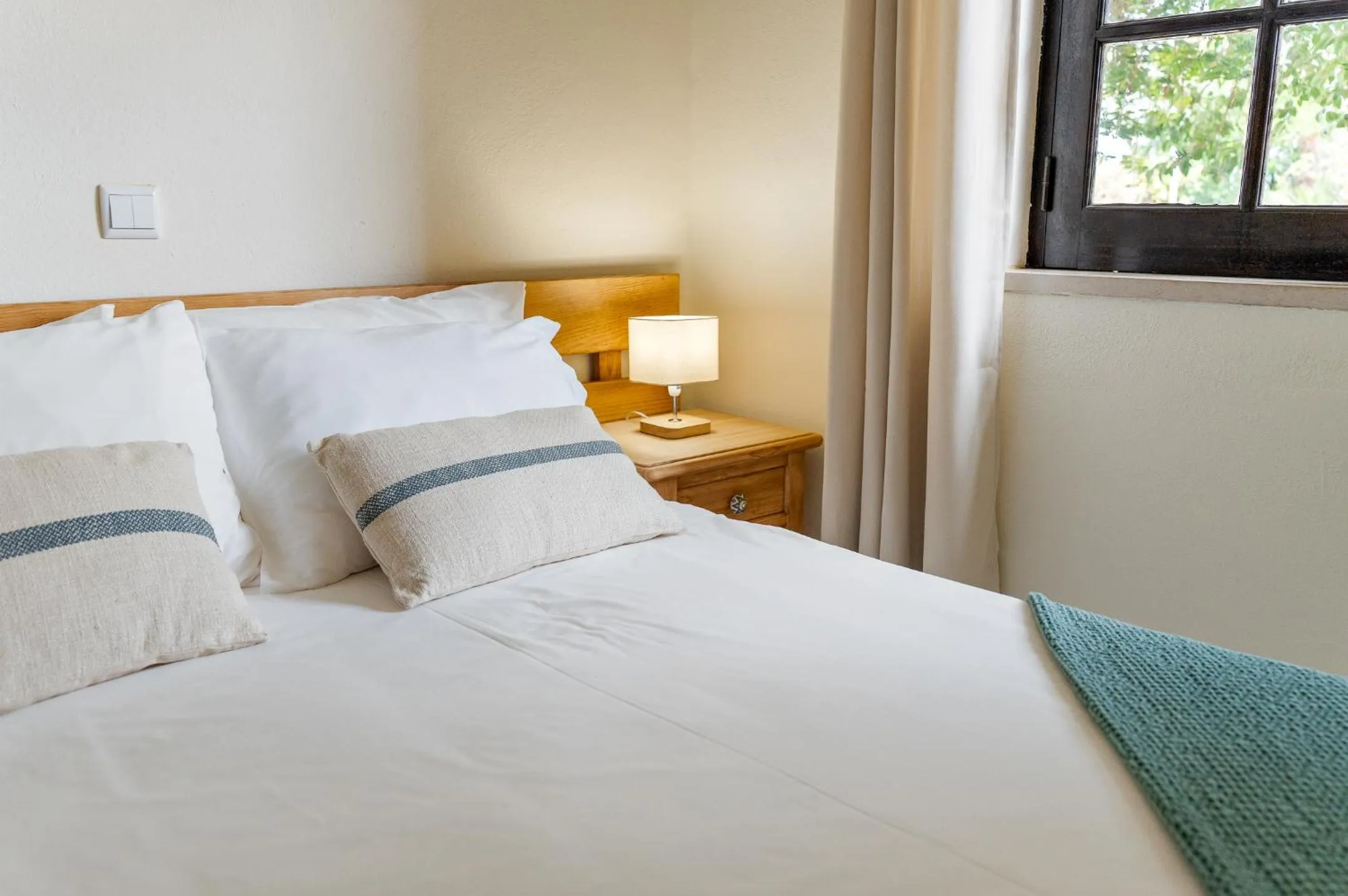 Bedroom, Bed in Colina Village