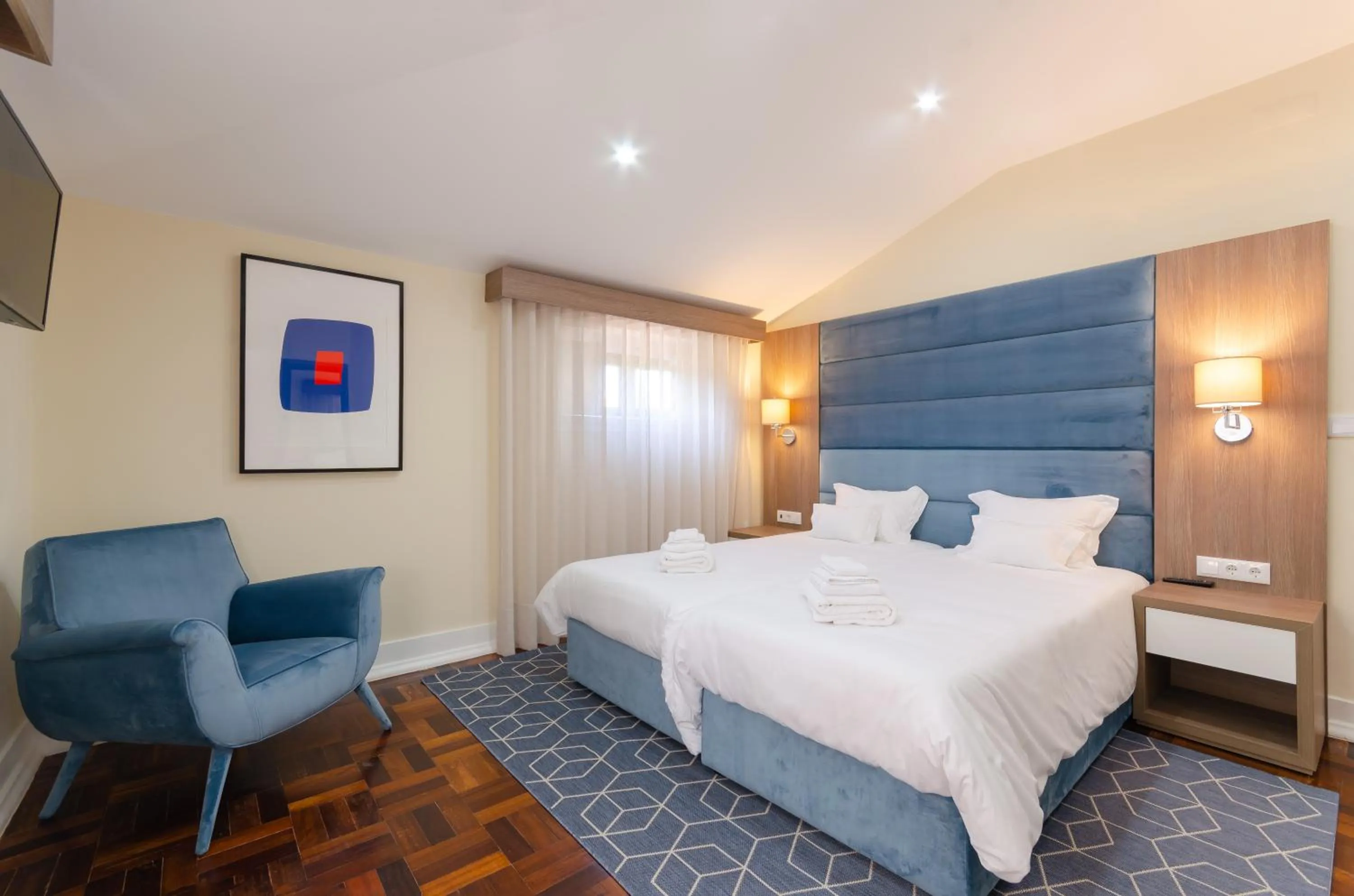 Bed in Le Jardin Lisbon