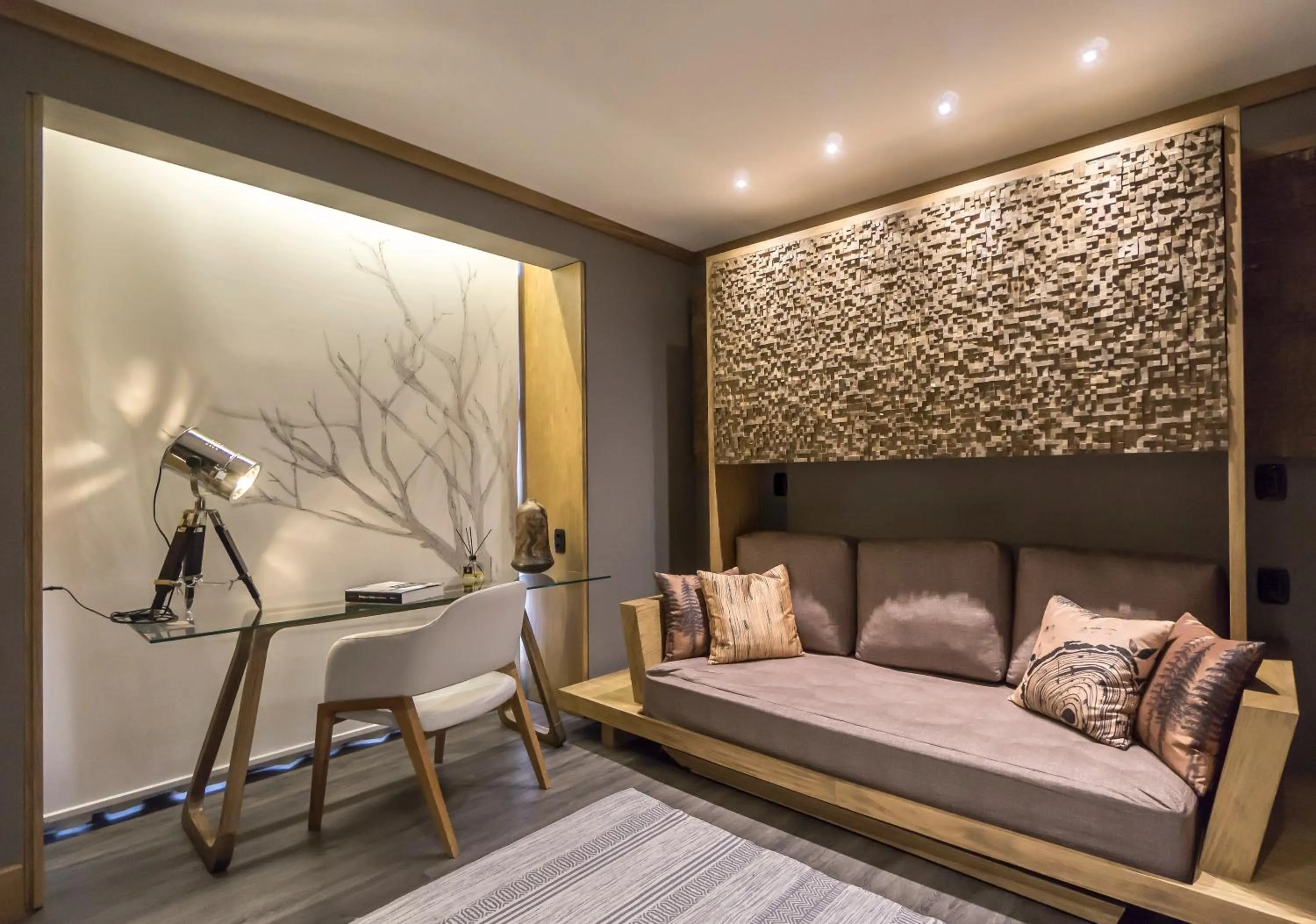 Photo of the whole room, Bed in Wood Hotel