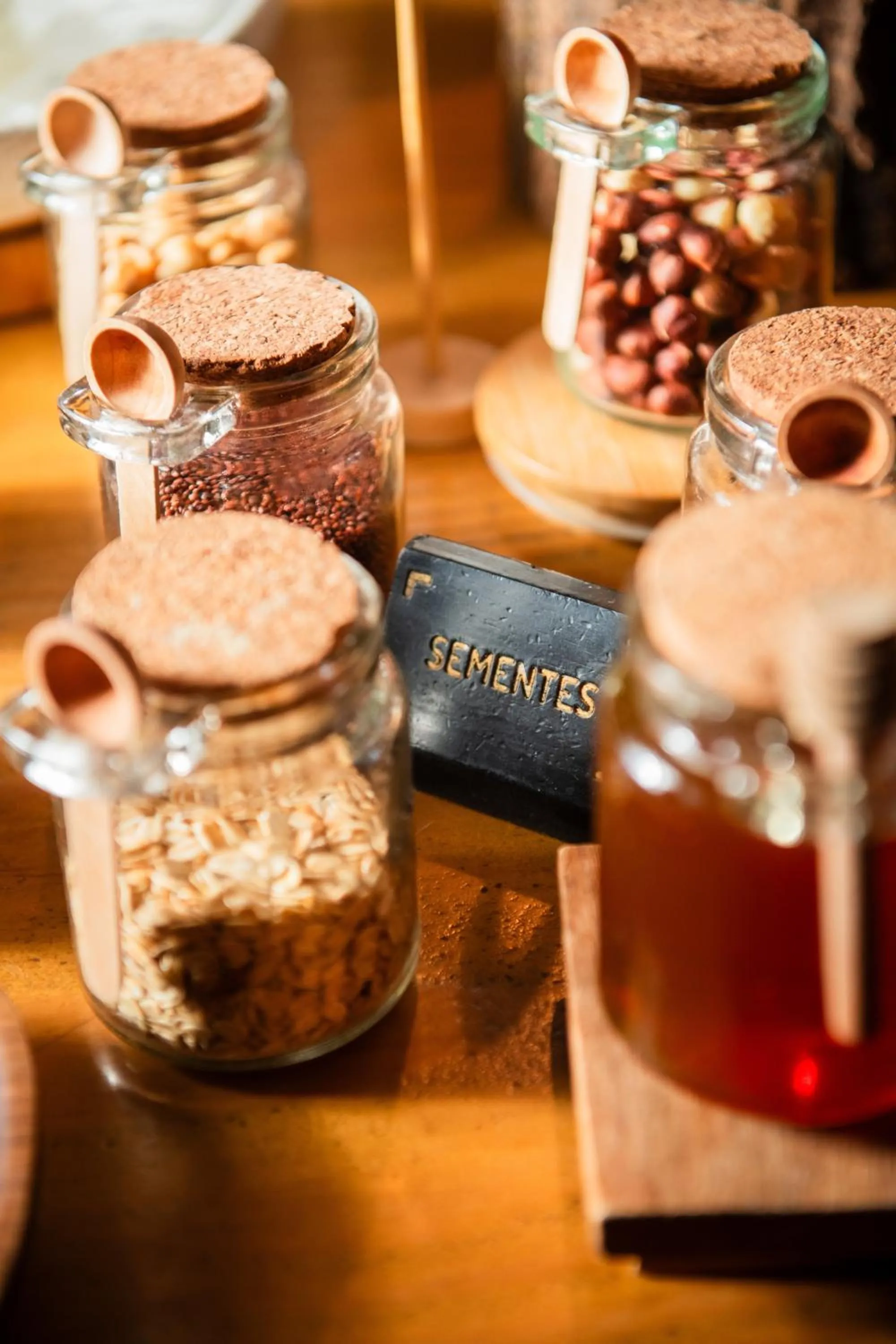 Restaurant/places to eat in Wood Hotel