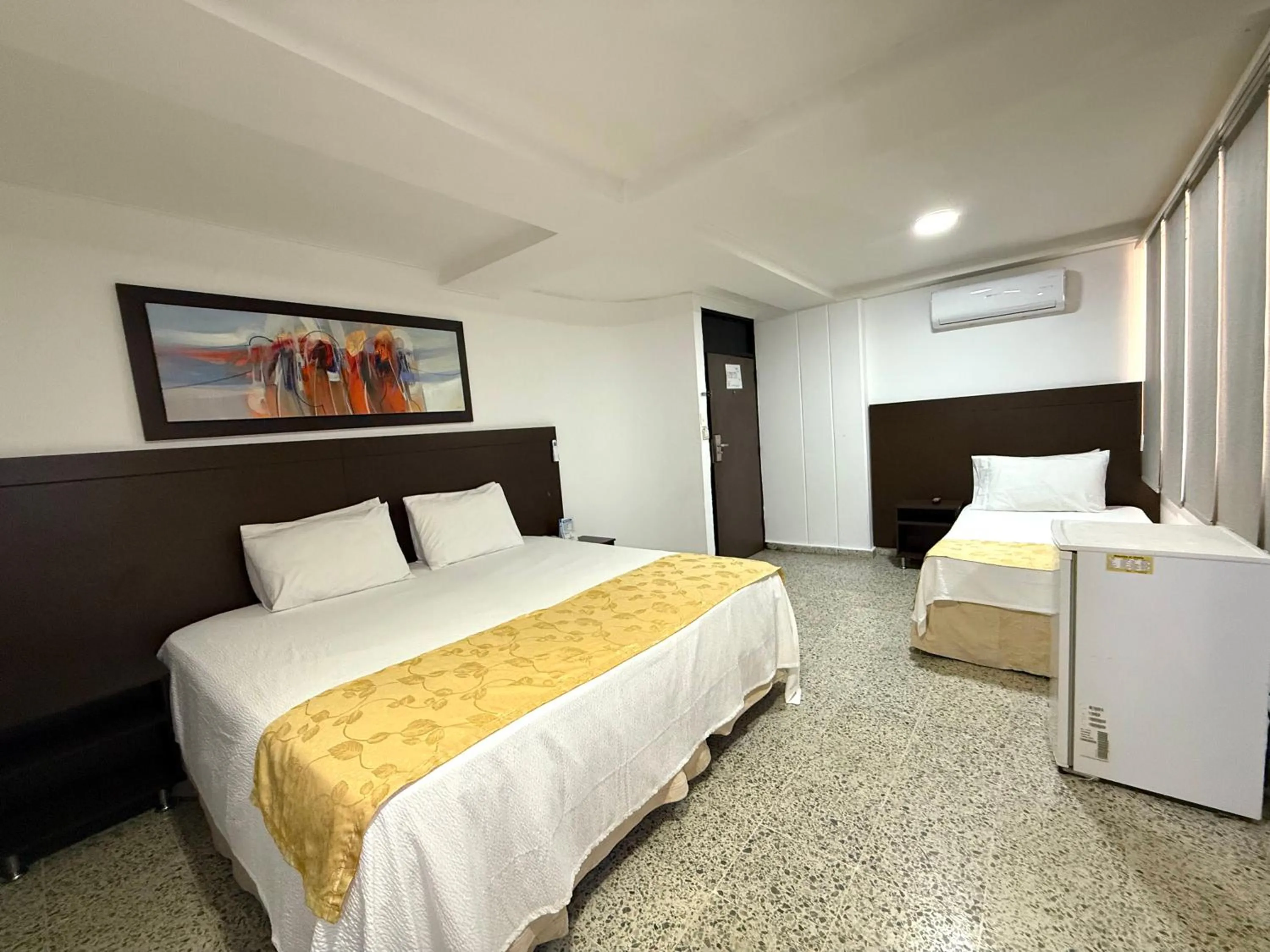 Photo of the whole room, Bed in Hotel Arawak Upar