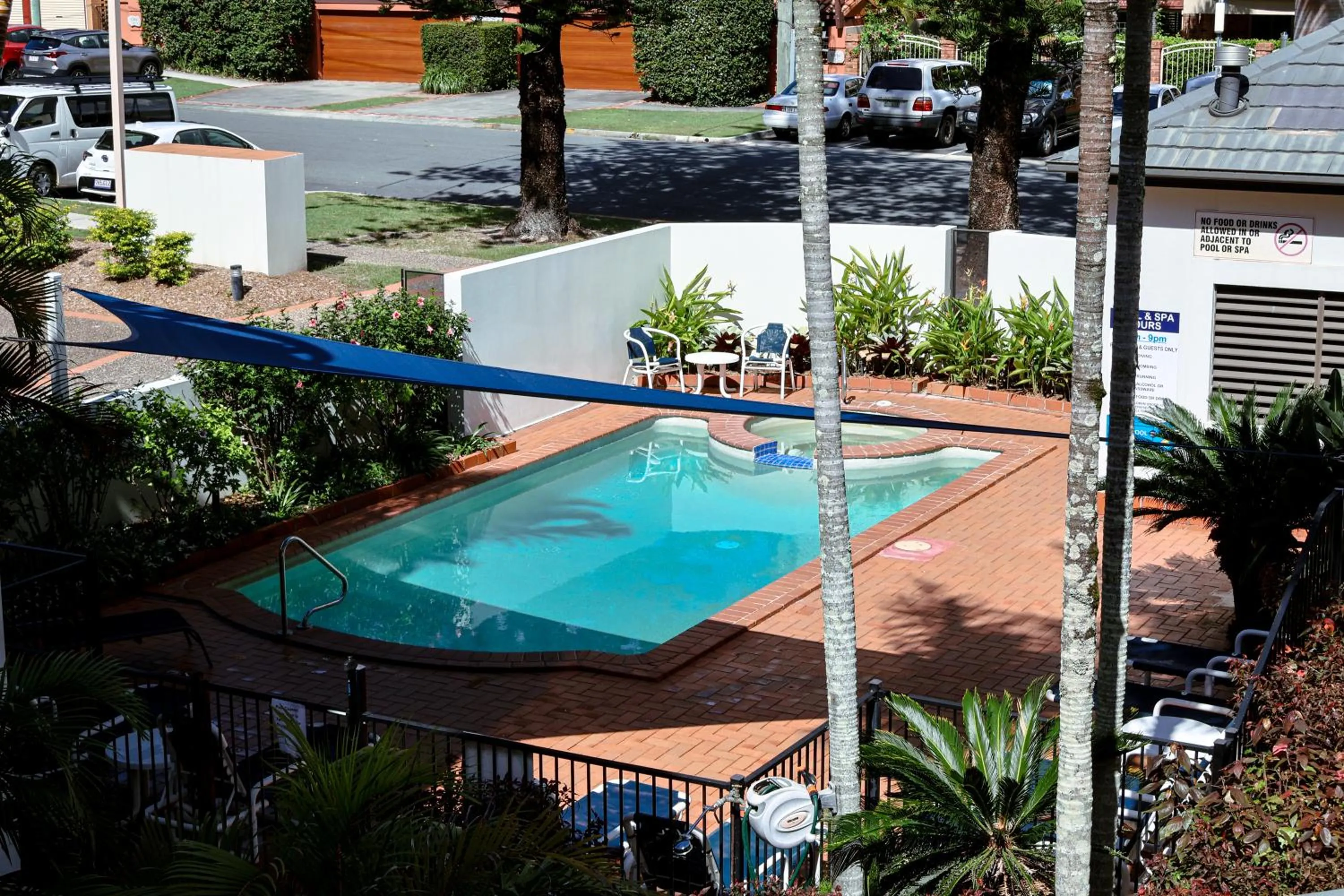 Swimming pool in Burleigh on the Beach
