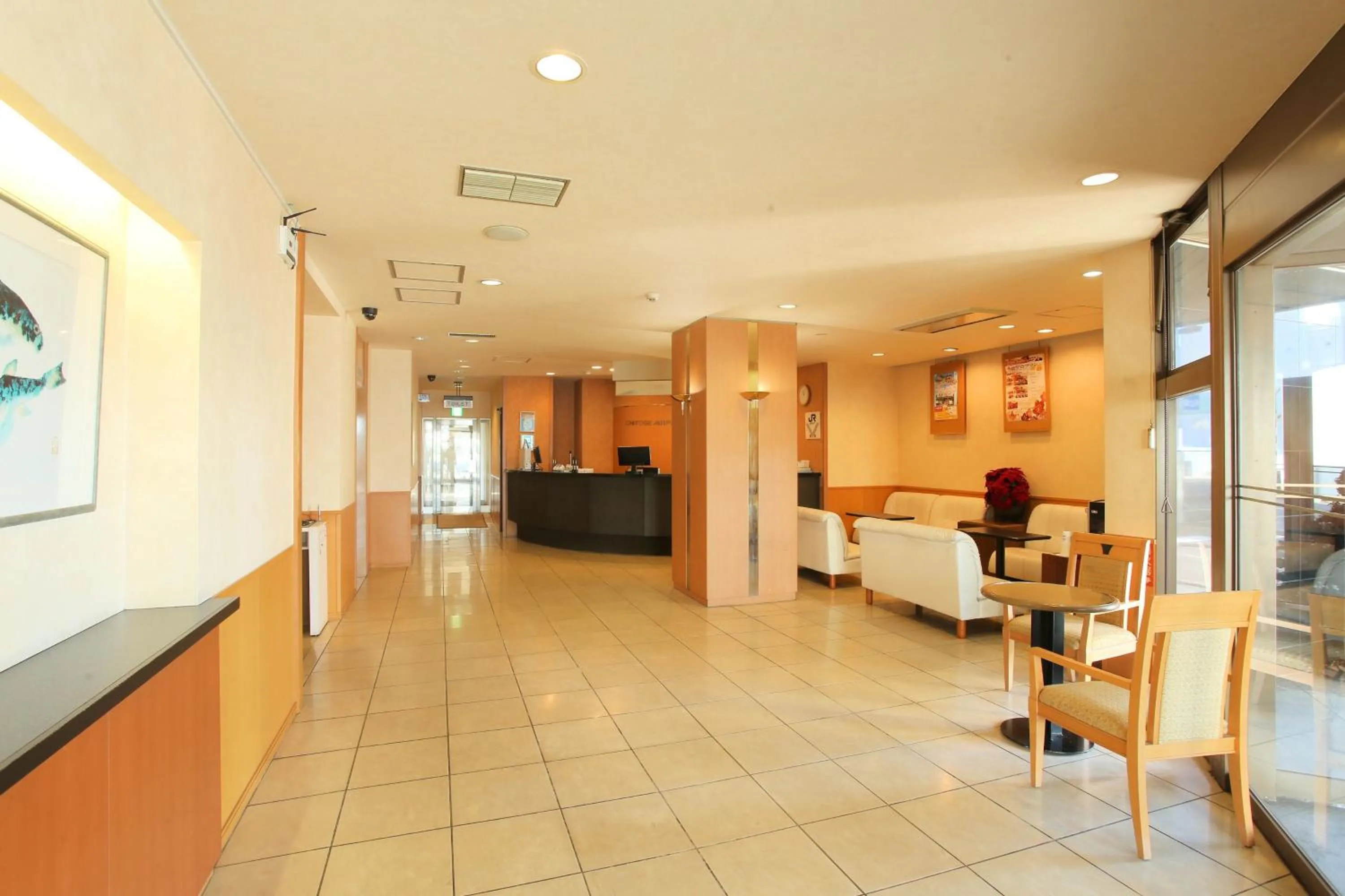 Lobby or reception in Chitose Airport Hotel