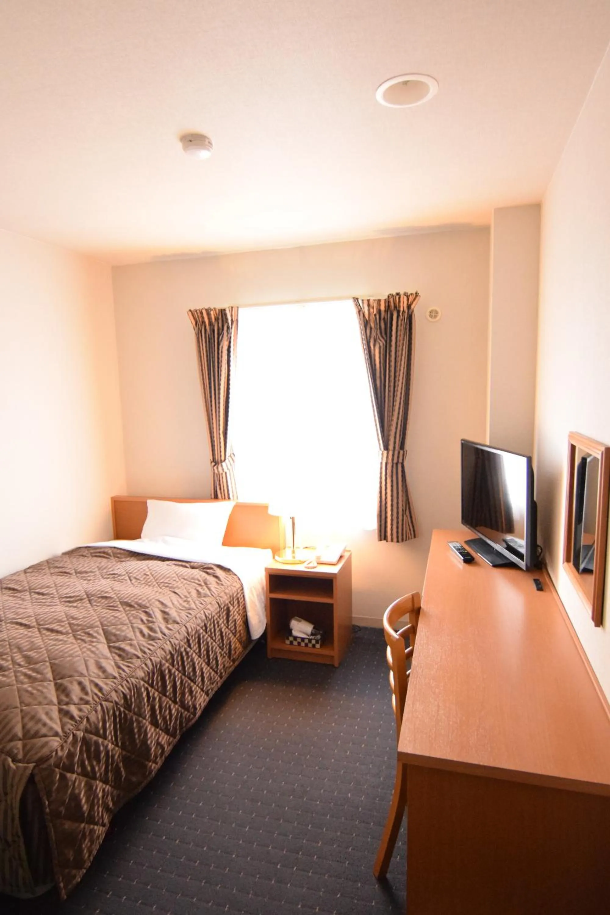 Bedroom, Bed in Chitose Airport Hotel