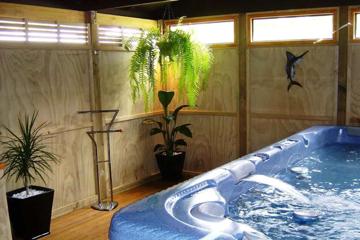 Bowentown Beach Holiday Park