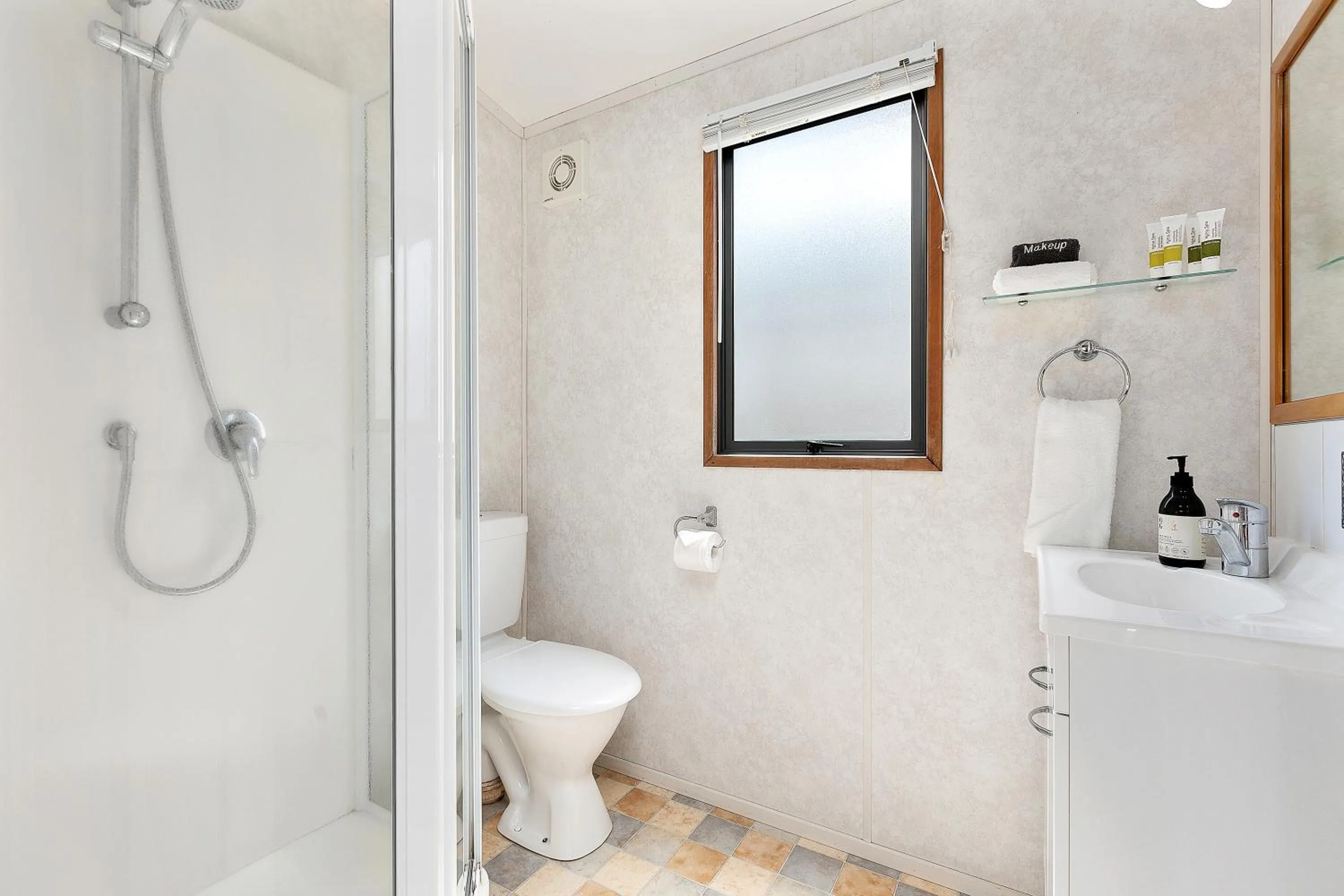 Bowentown Beach Holiday Park