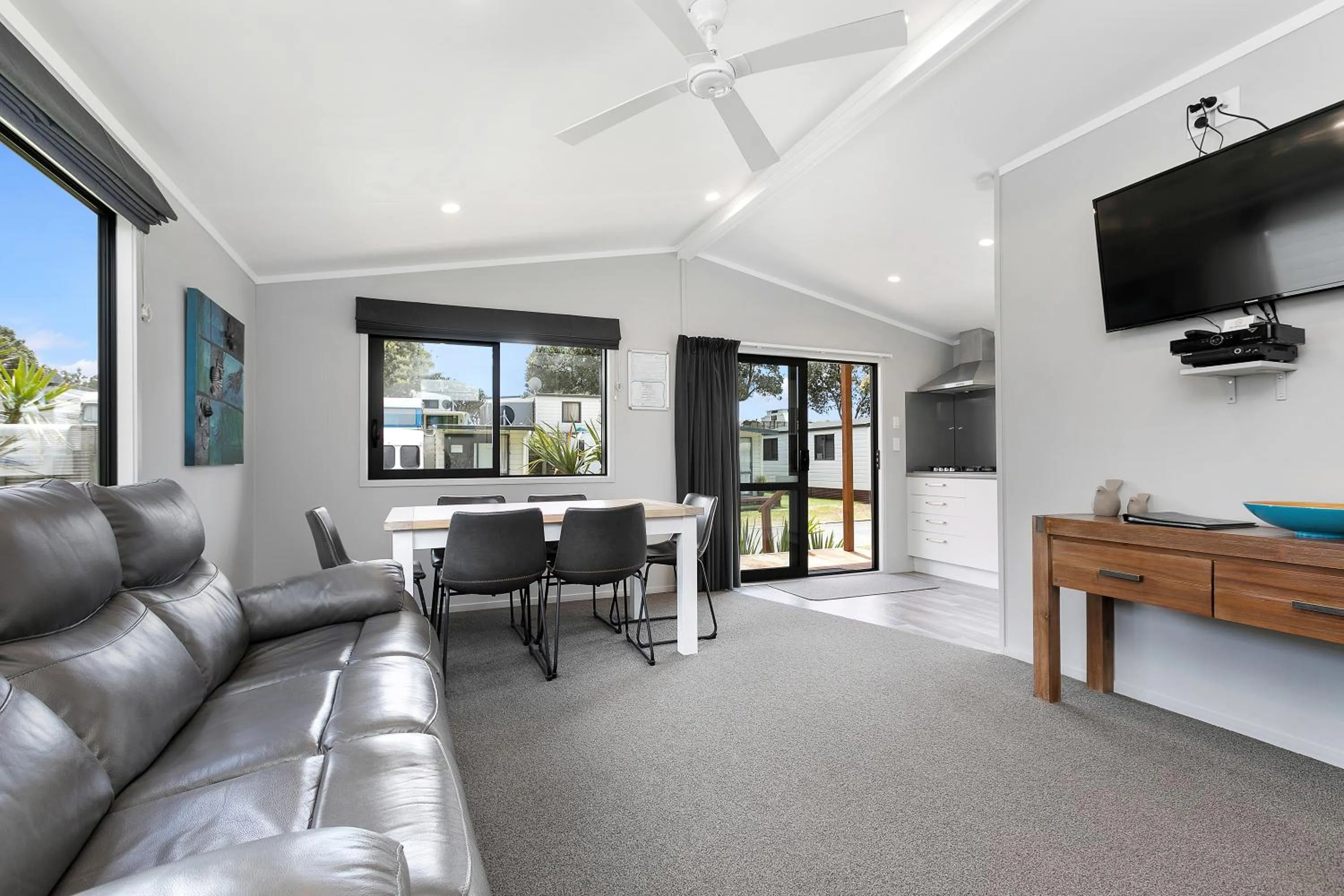 Bowentown Beach Holiday Park