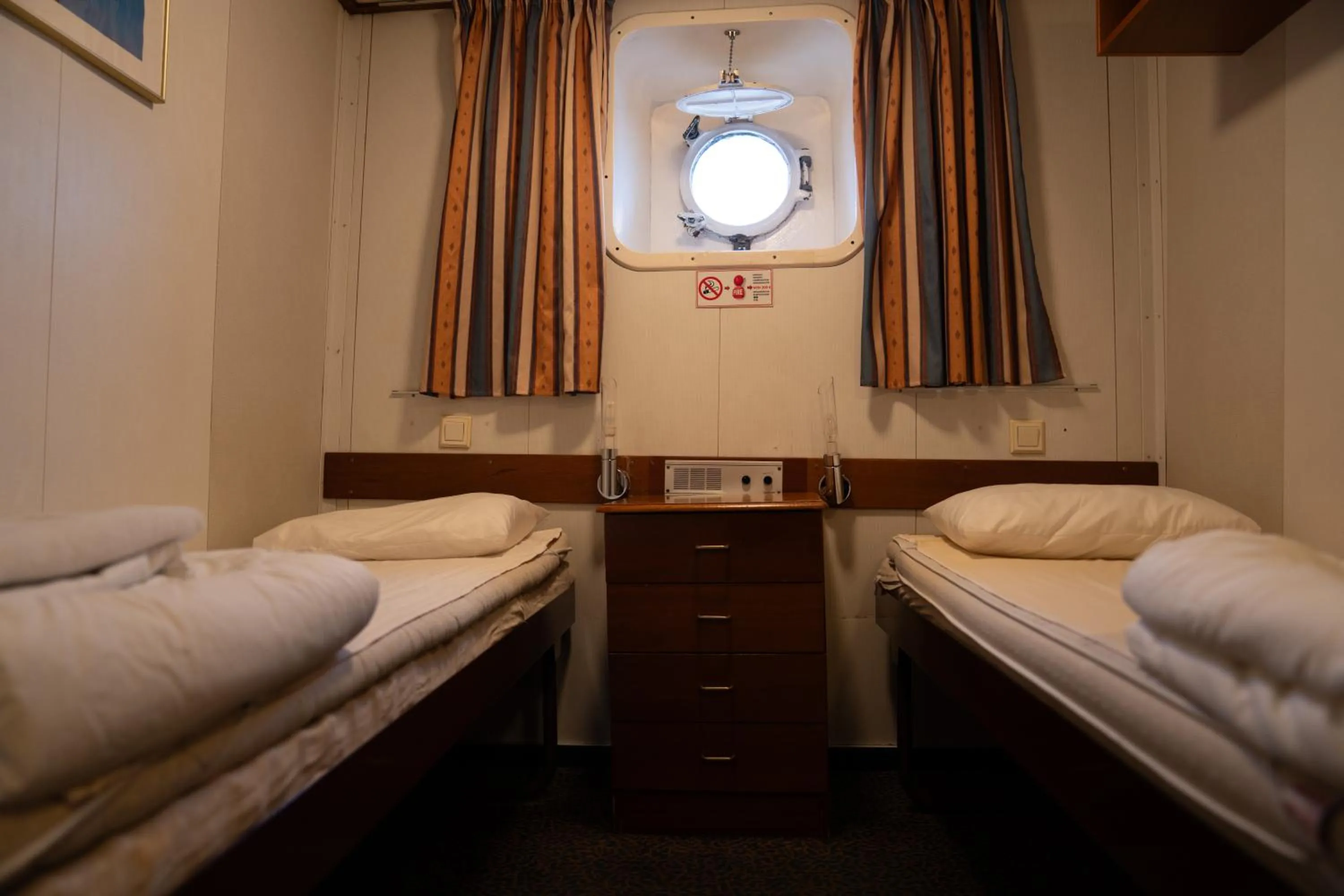 Photo of the whole room, Bed in Laivahostel S/S Bore