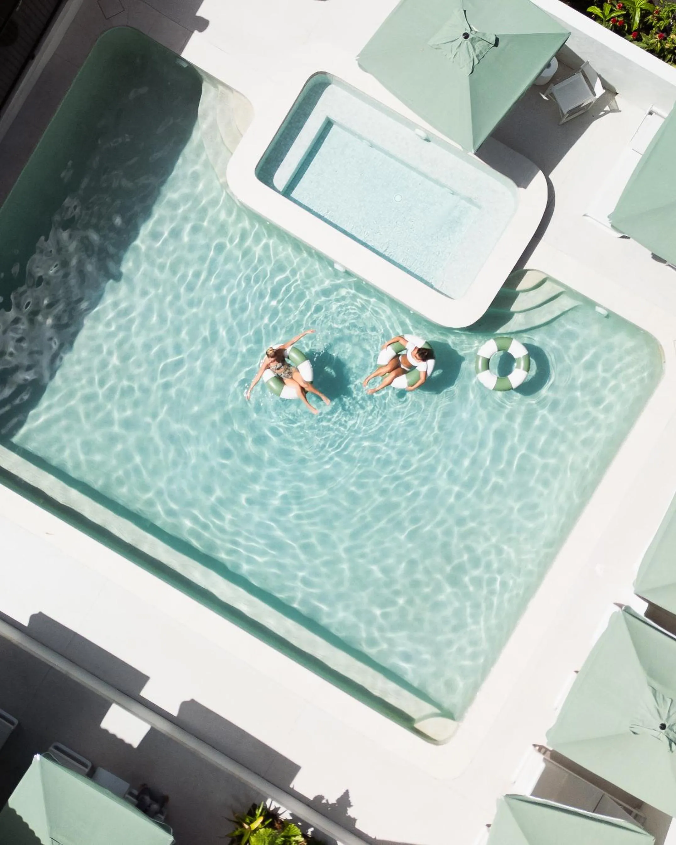 People in The Tamborine - Boutique Hotel