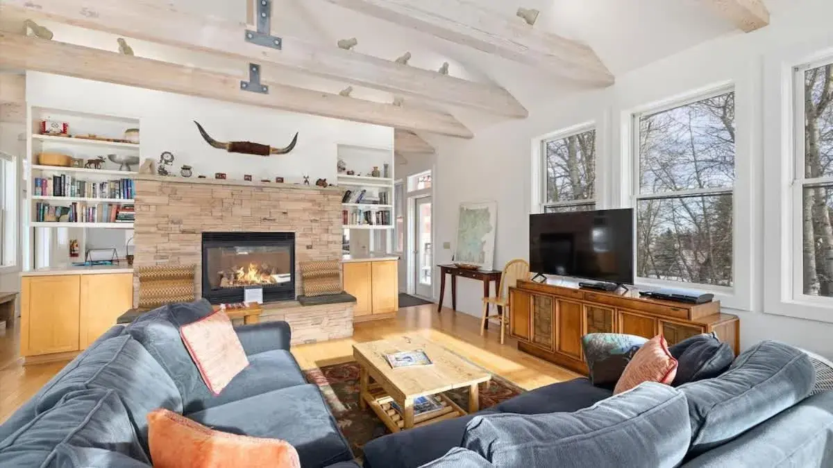 Mountain Treetop Mountain Treetop