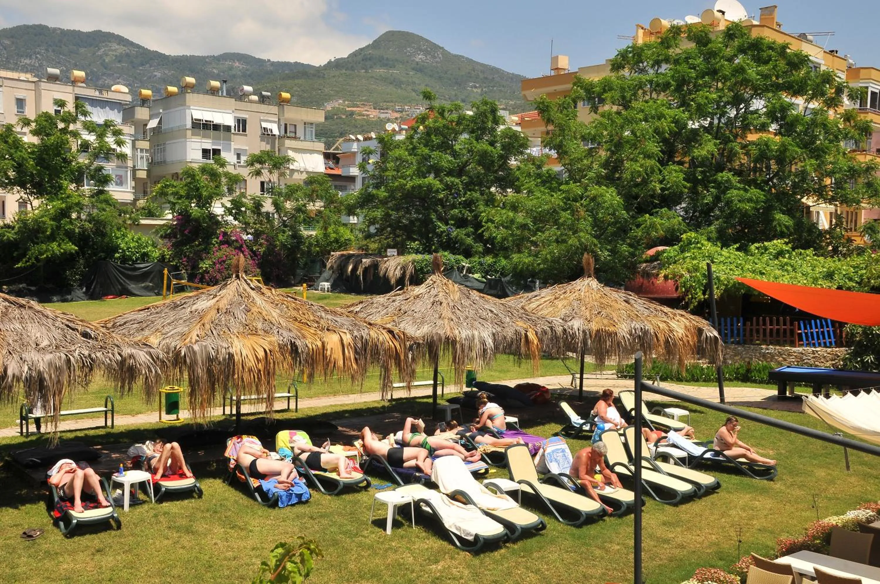 Patio in Sunpark Garden Hotel