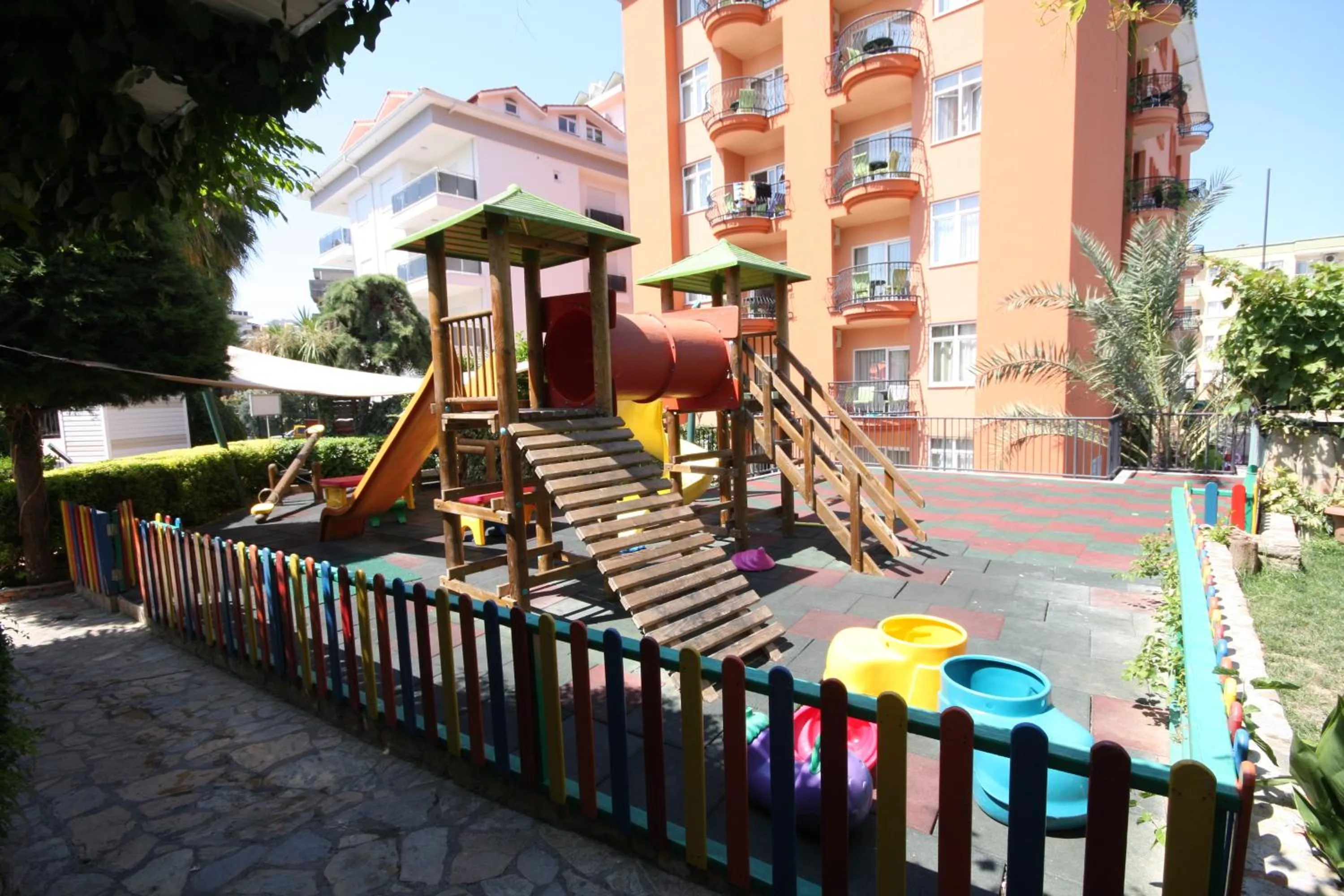 Area and facilities in Sunpark Garden Hotel