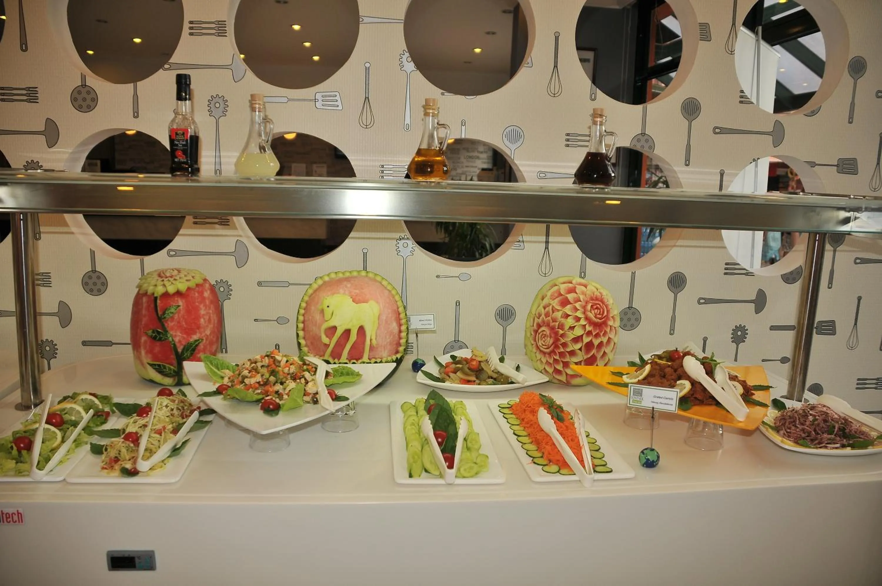 Restaurant/places to eat in Sunpark Garden Hotel