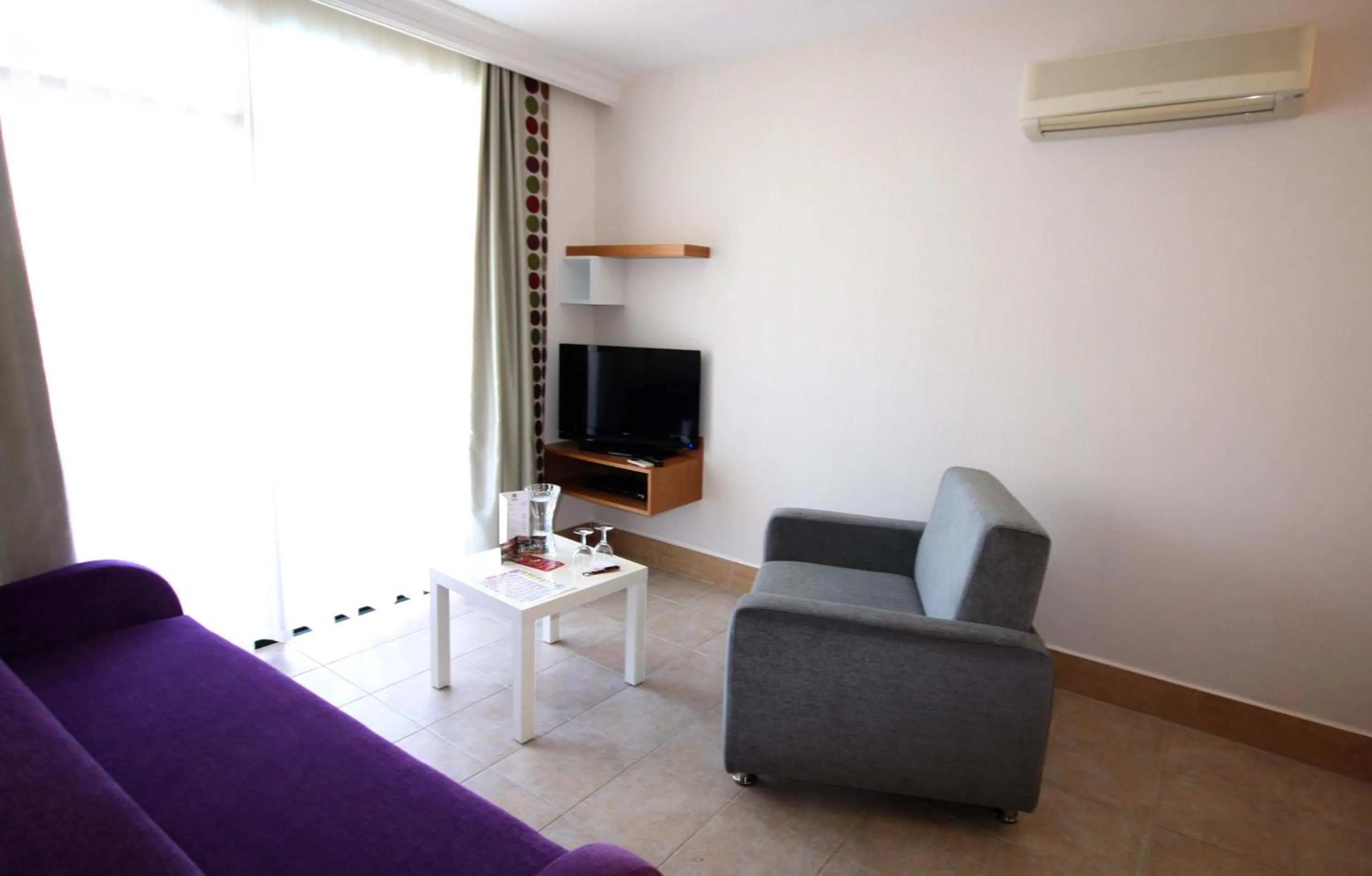 Living room in Sunpark Garden Hotel