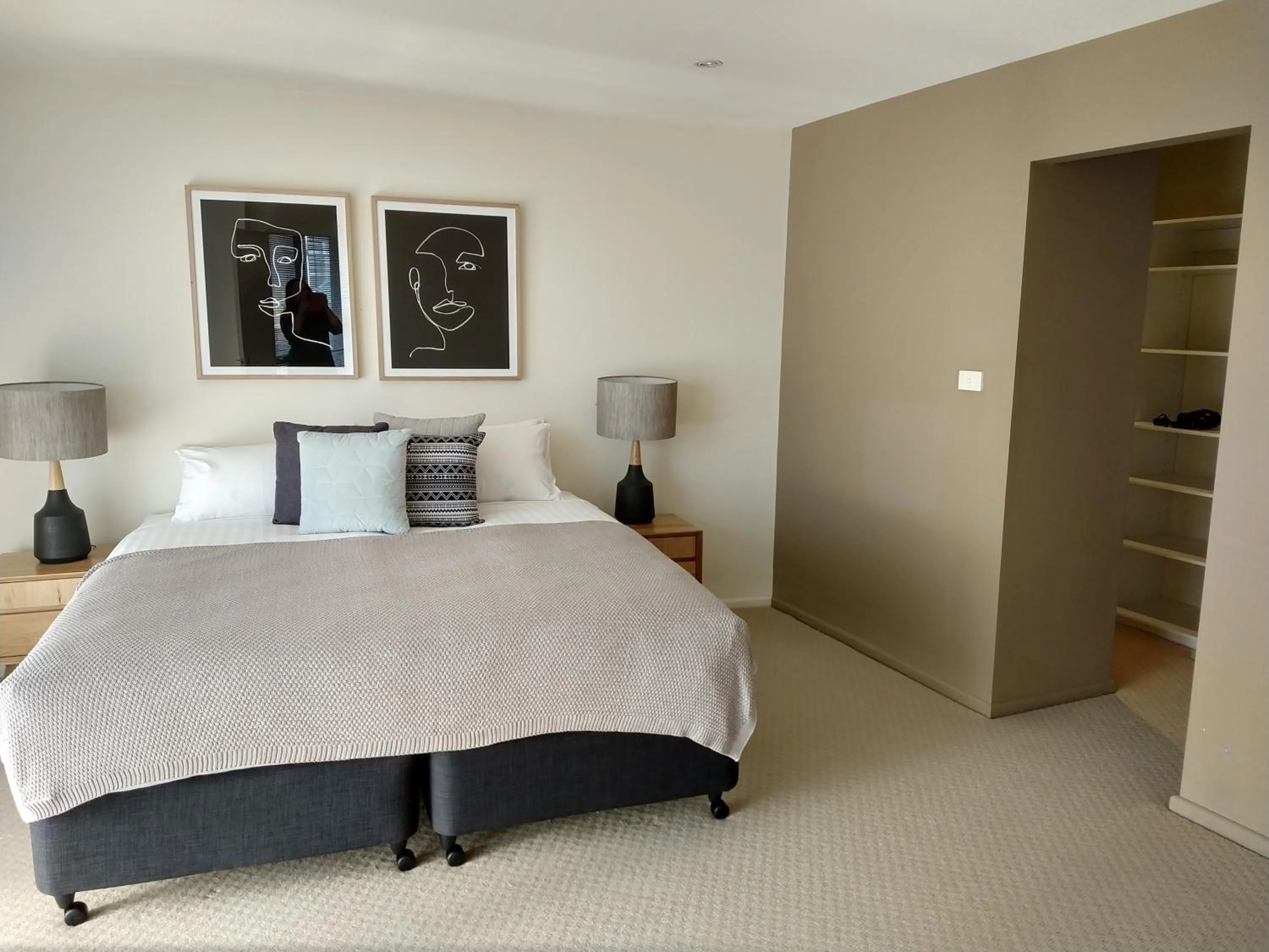 Bed in Sullivans Cove Apartments