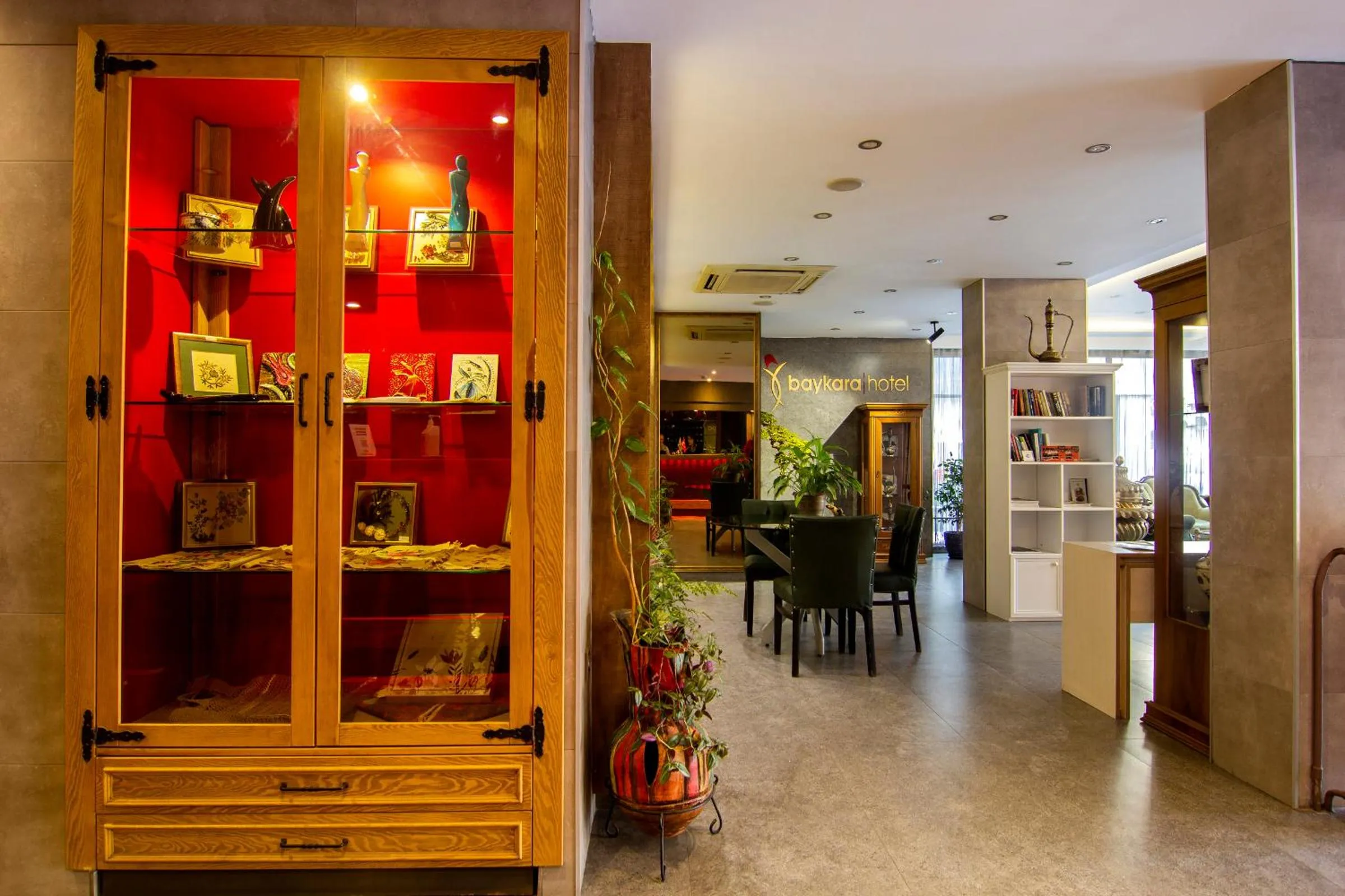 Lobby or reception in Baykara Hotel