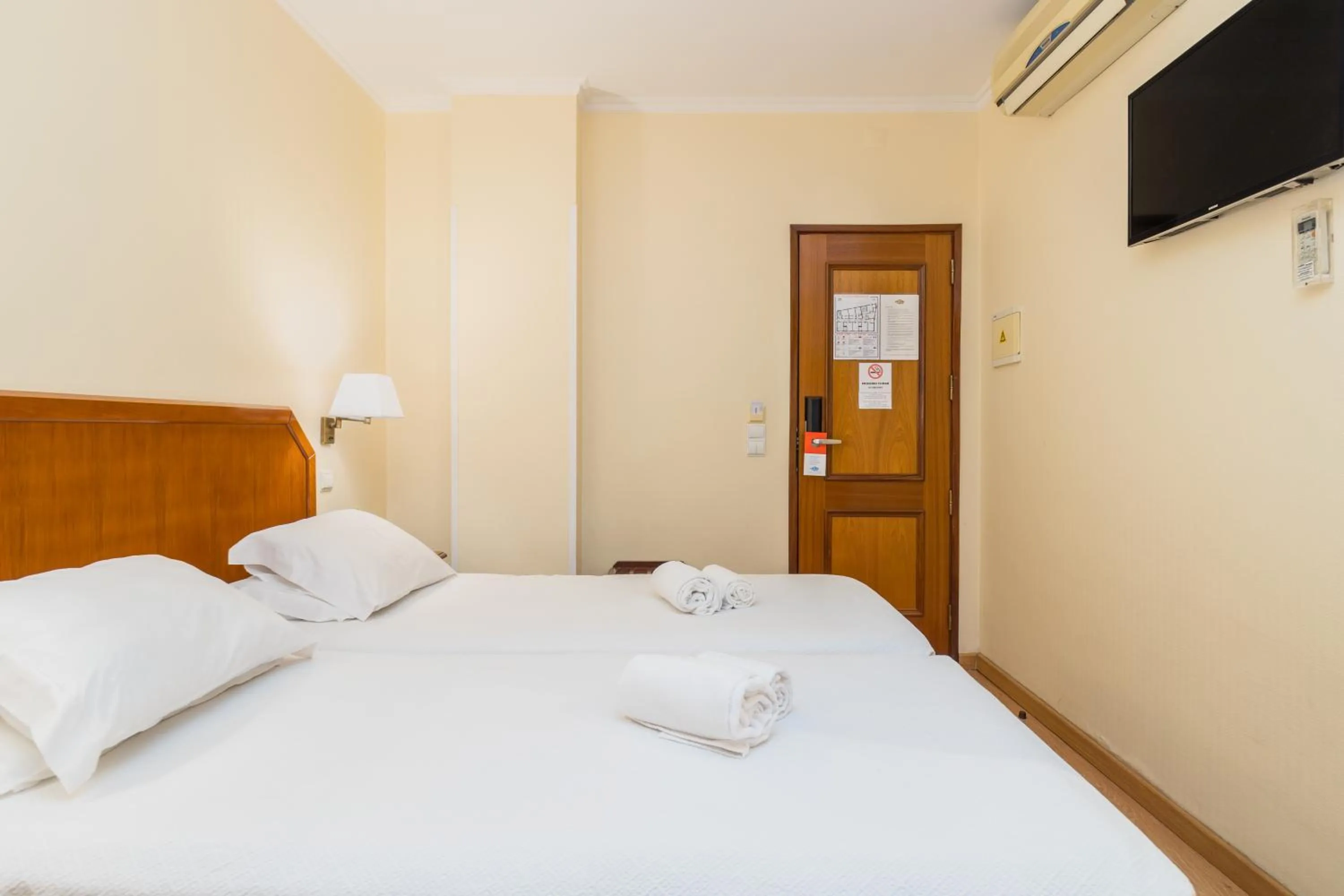 Bed in Hotel Residencial Colibri